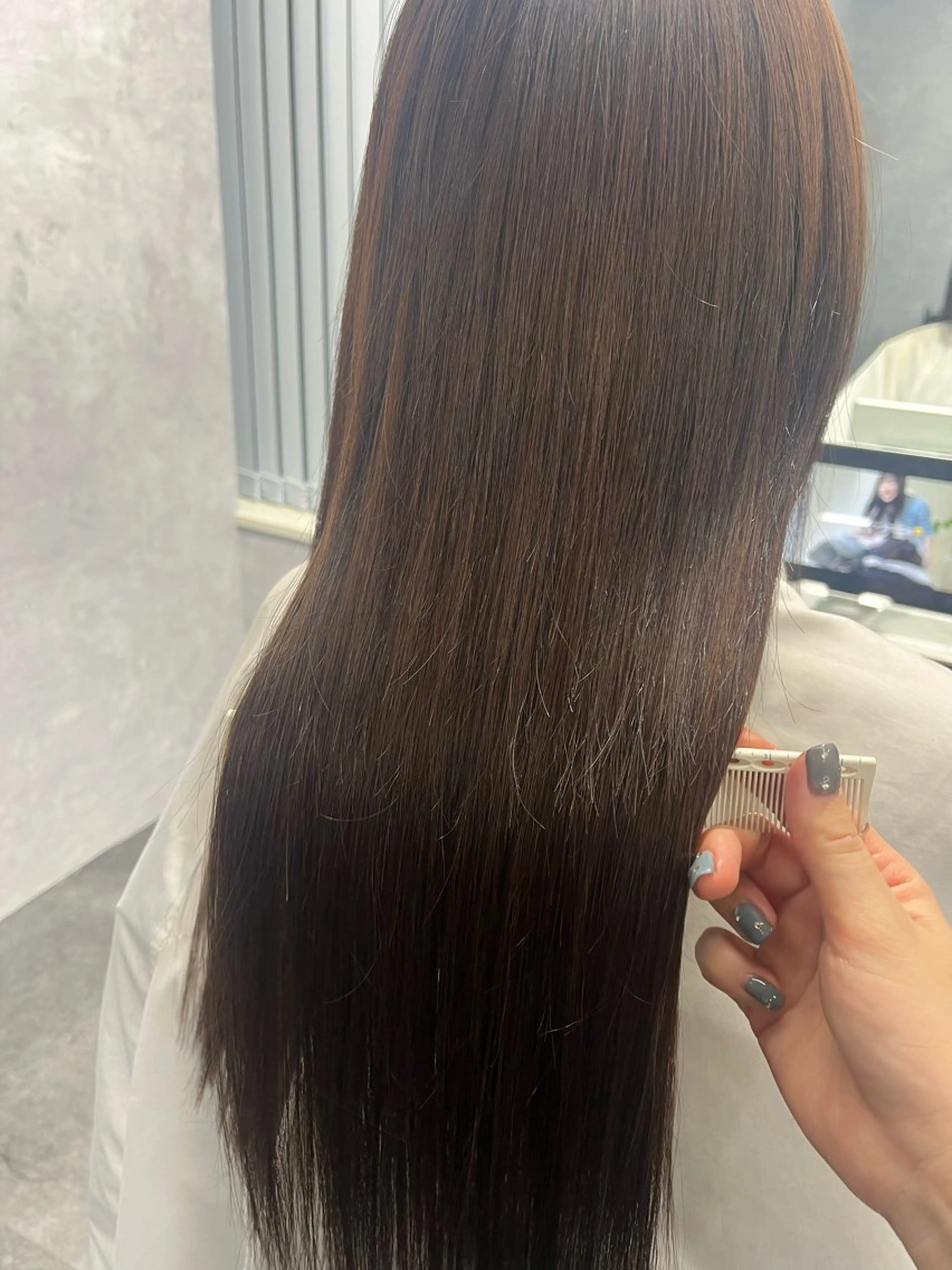 ロング レイヤーカット /konomiのヘアスタイル