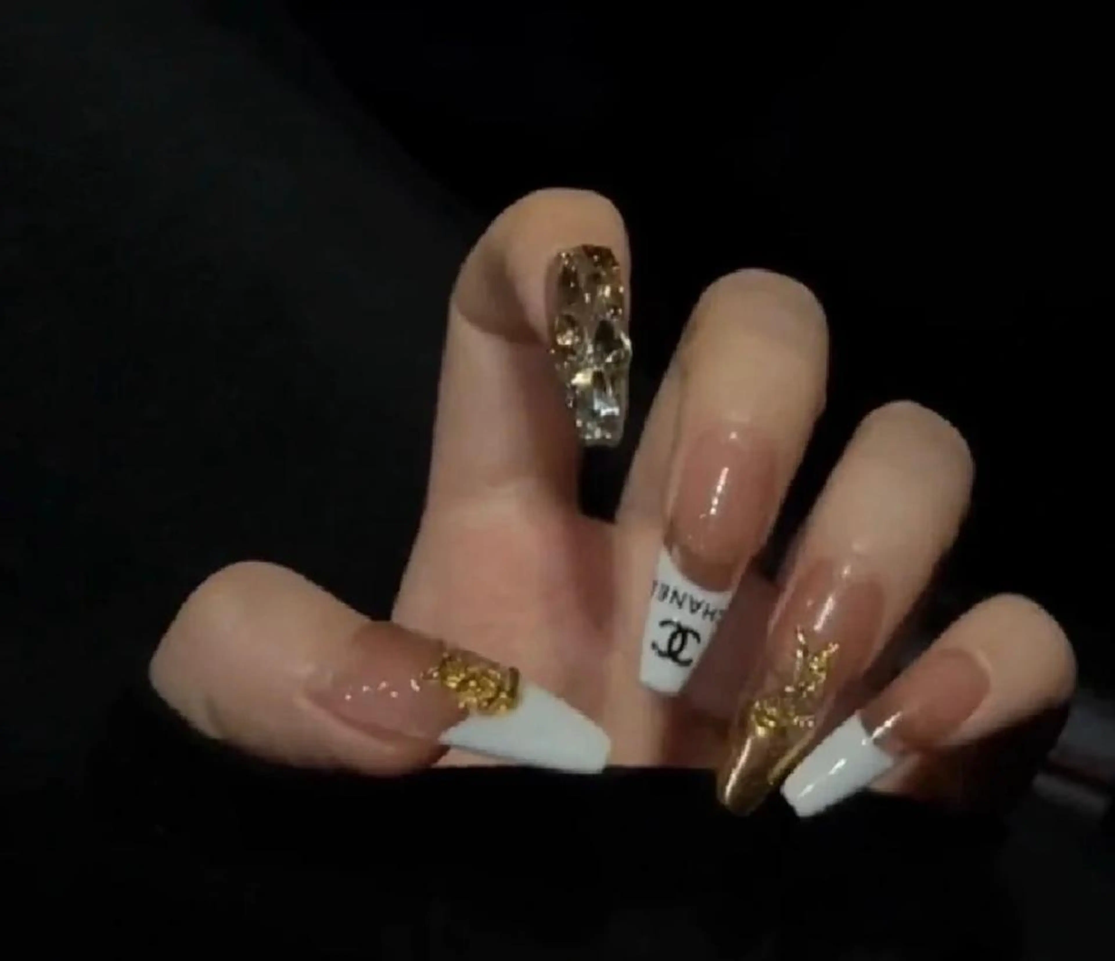 ネイル シーシー ネイルのネイルデザイン