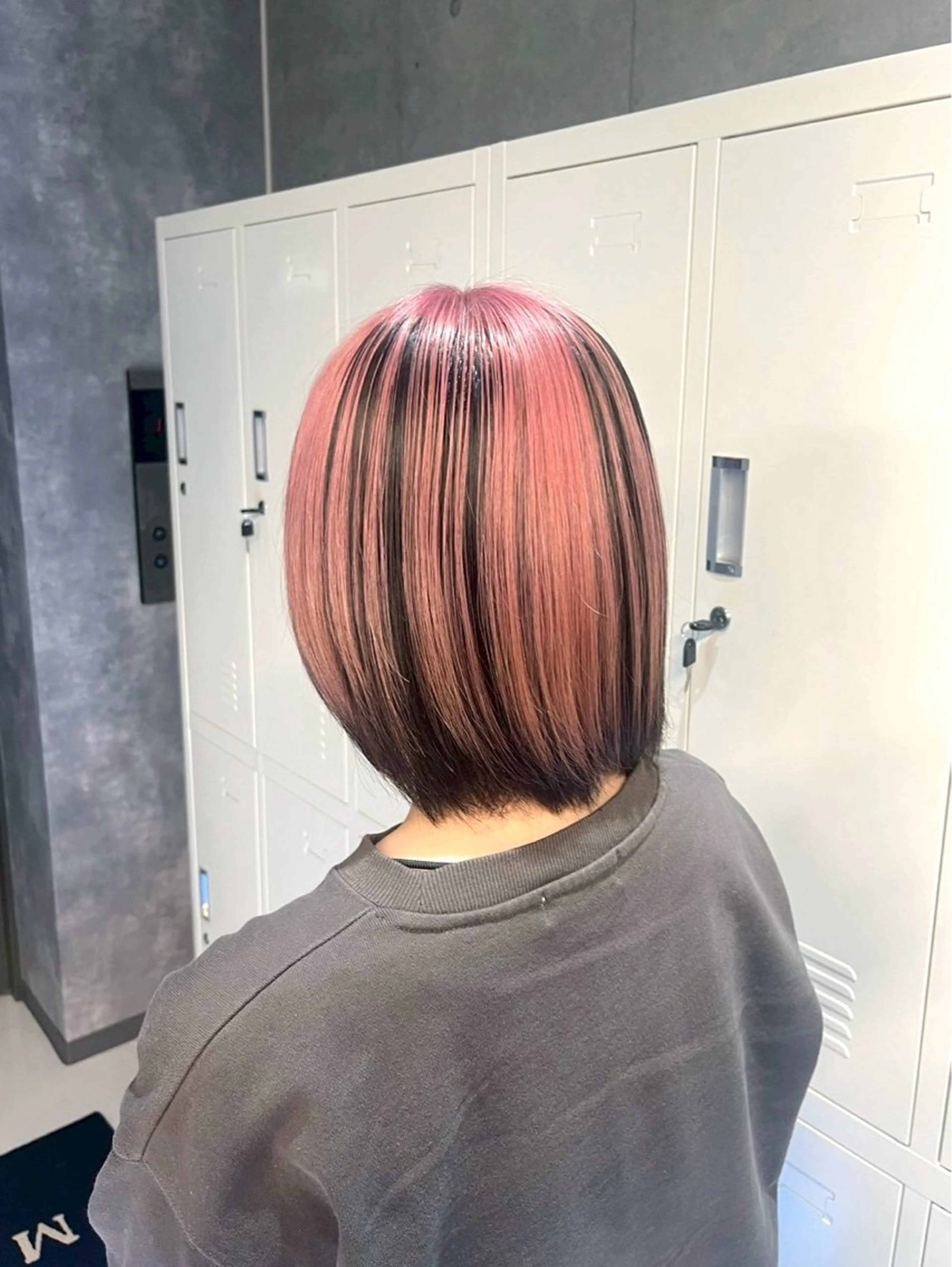 カラー 🦋ハイトーン×ア レンジ💫Leenaのヘアスタイル