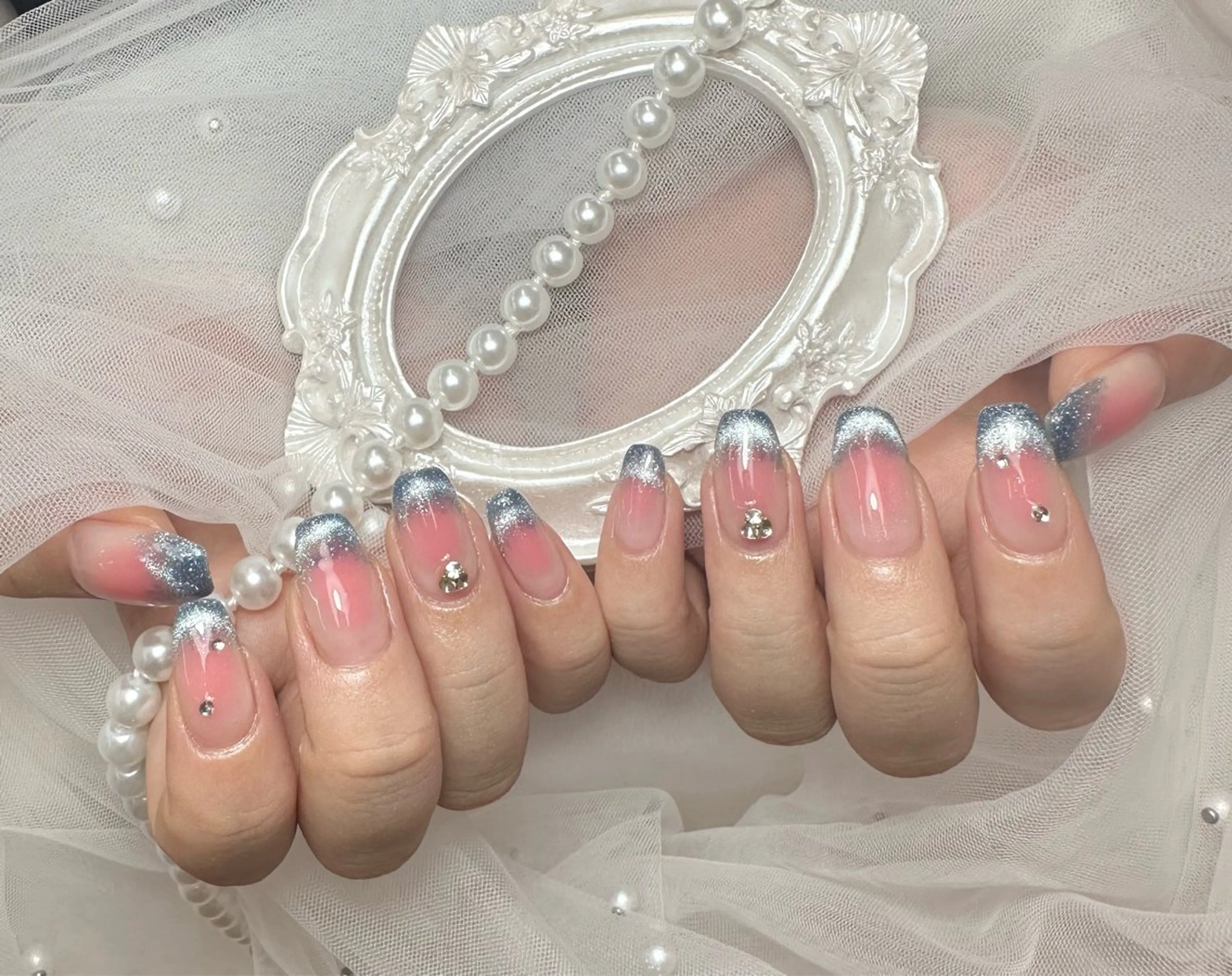ネイル チークネイル フレンチネイル Pawtique nail salonのネイルデザイン