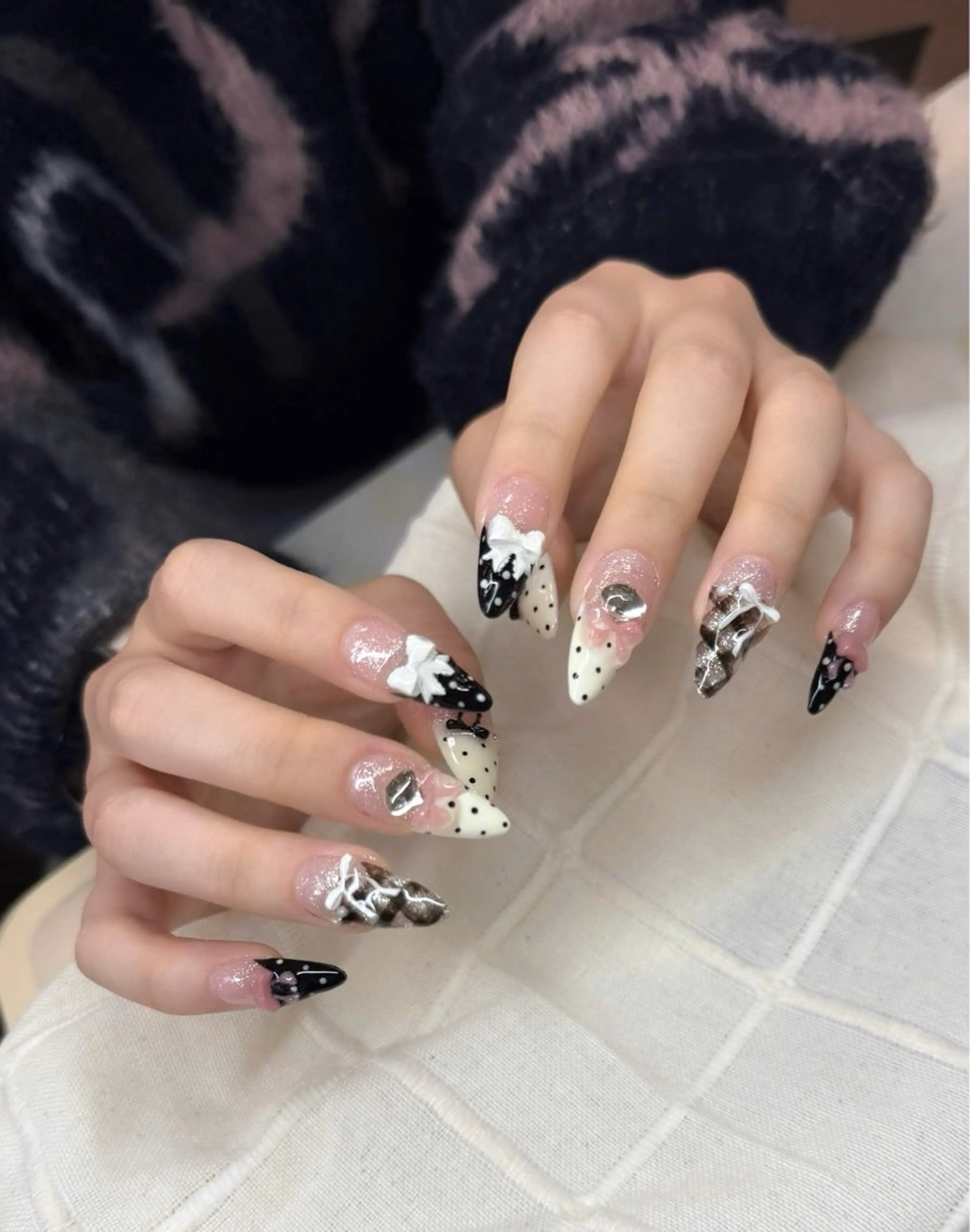 ネイル ハンドネイル Mira Nail Studioのネイルデザイン