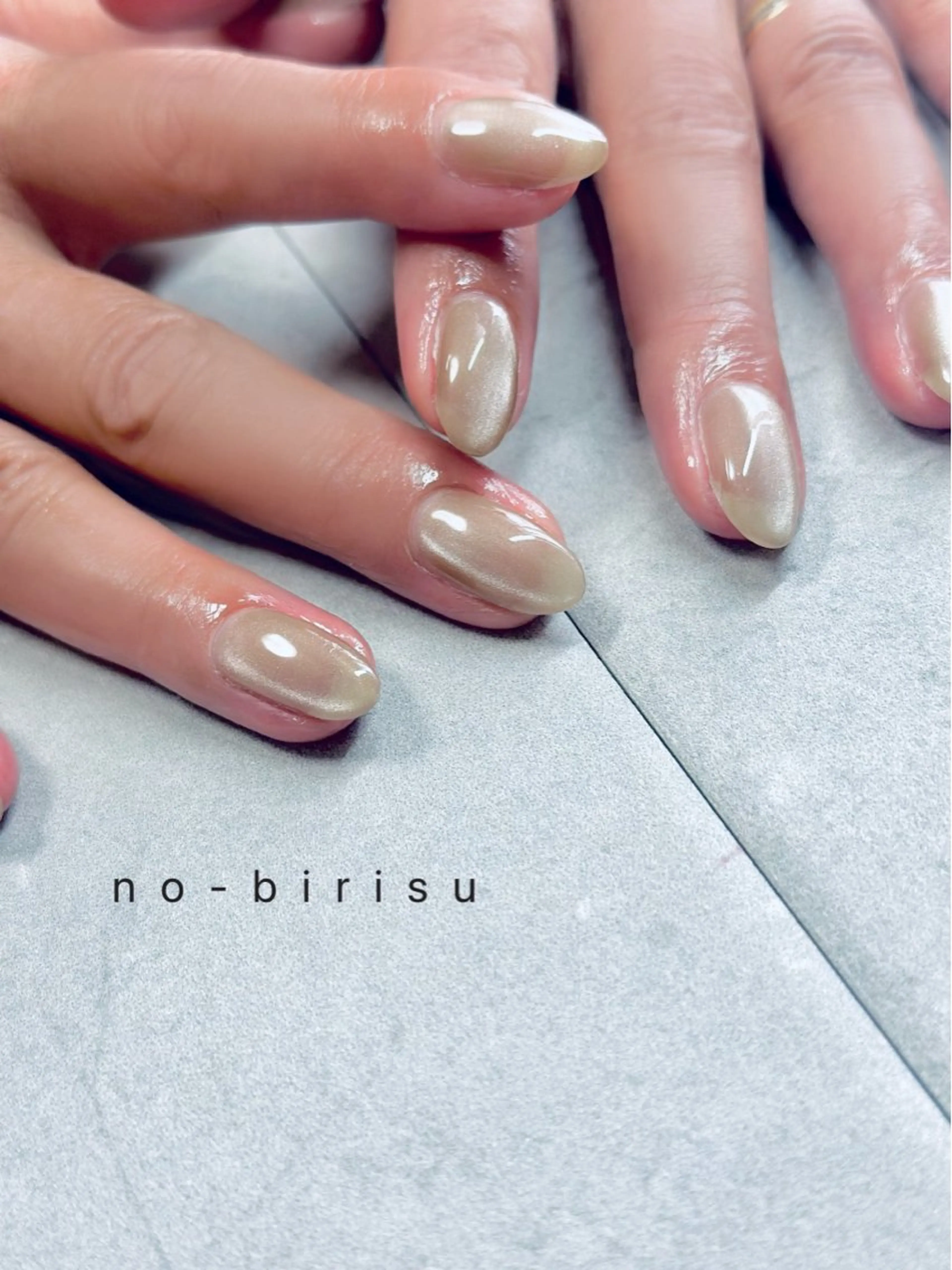 ネイル マグネットネイル ハンドネイル no-birisu nailのネイルデザイン