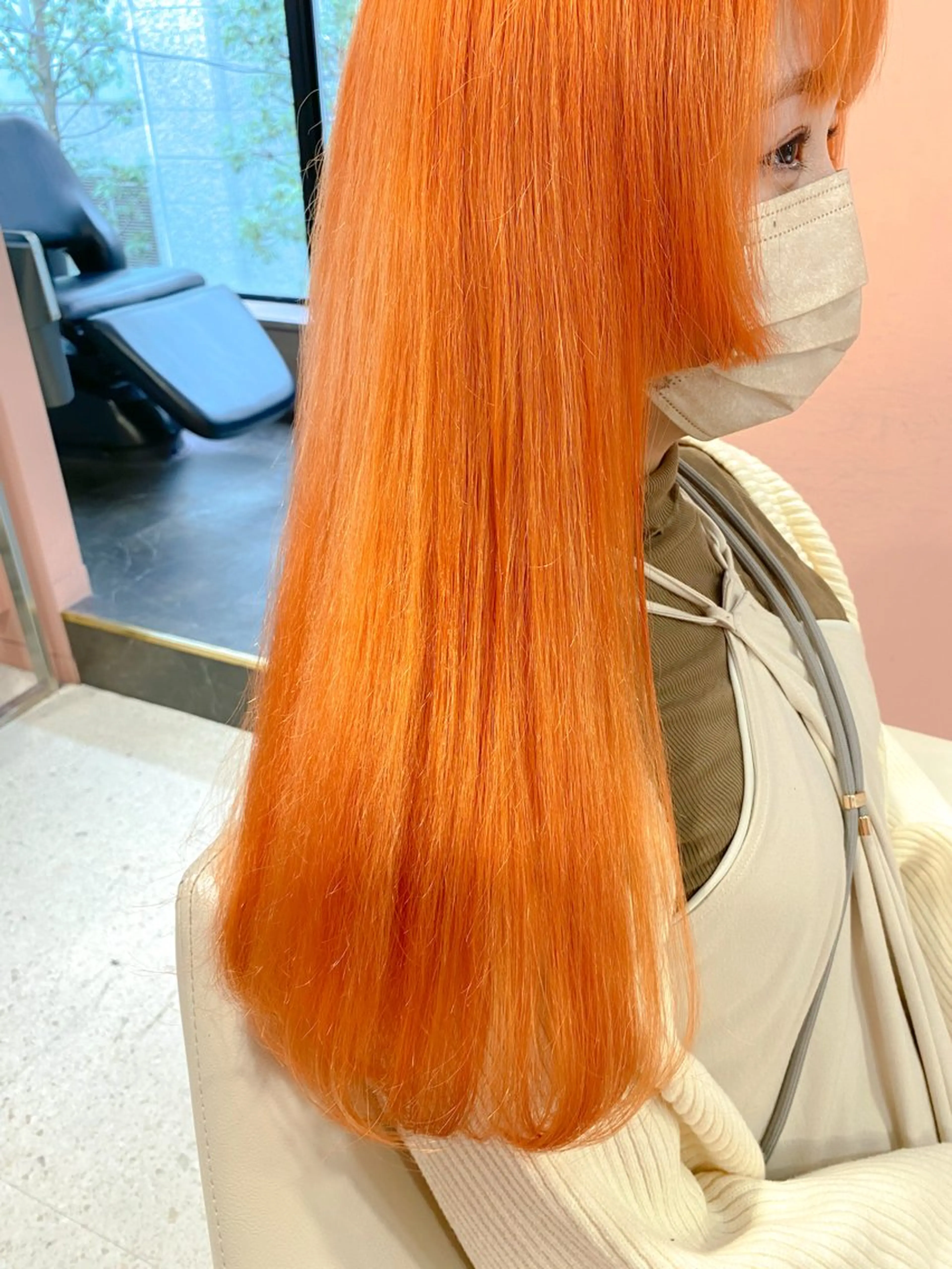 ロング カラー オレンジ Chérie Honokaのヘアスタイル