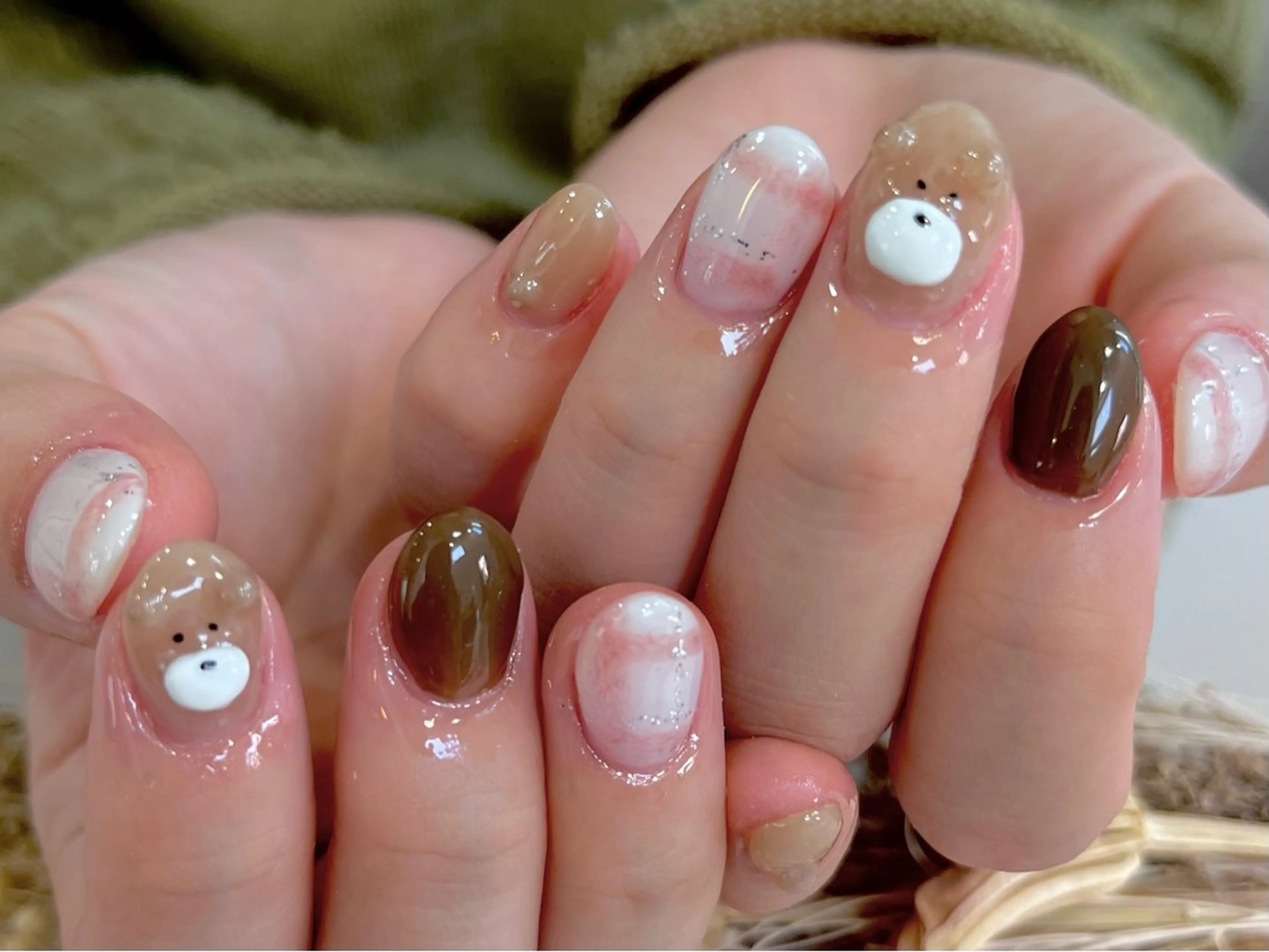 ネイル アートネイル QUEENＮA IＬ JR寺田町1分のネイルデザイン