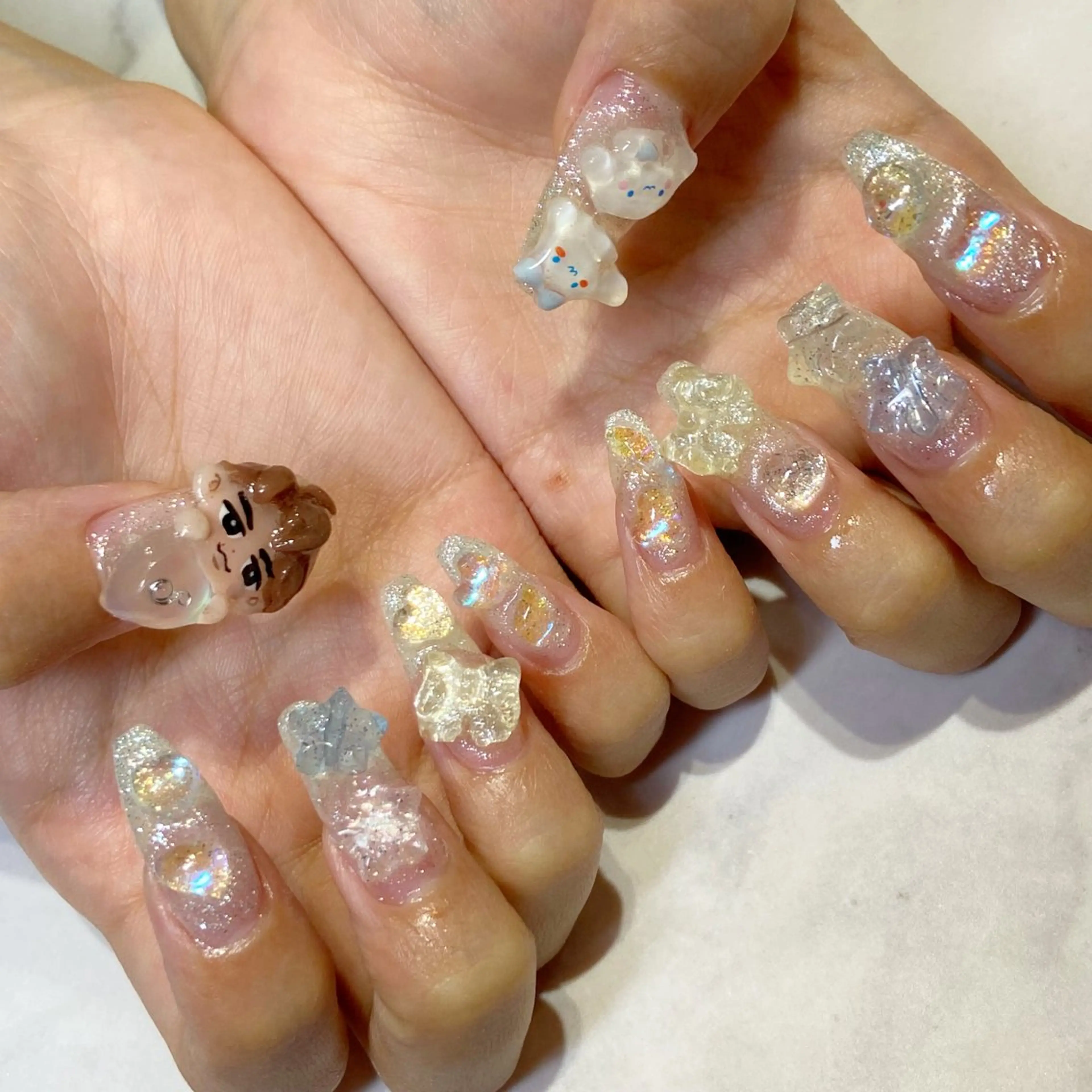 ネイル ロングネイル YUN 💅のネイルデザイン