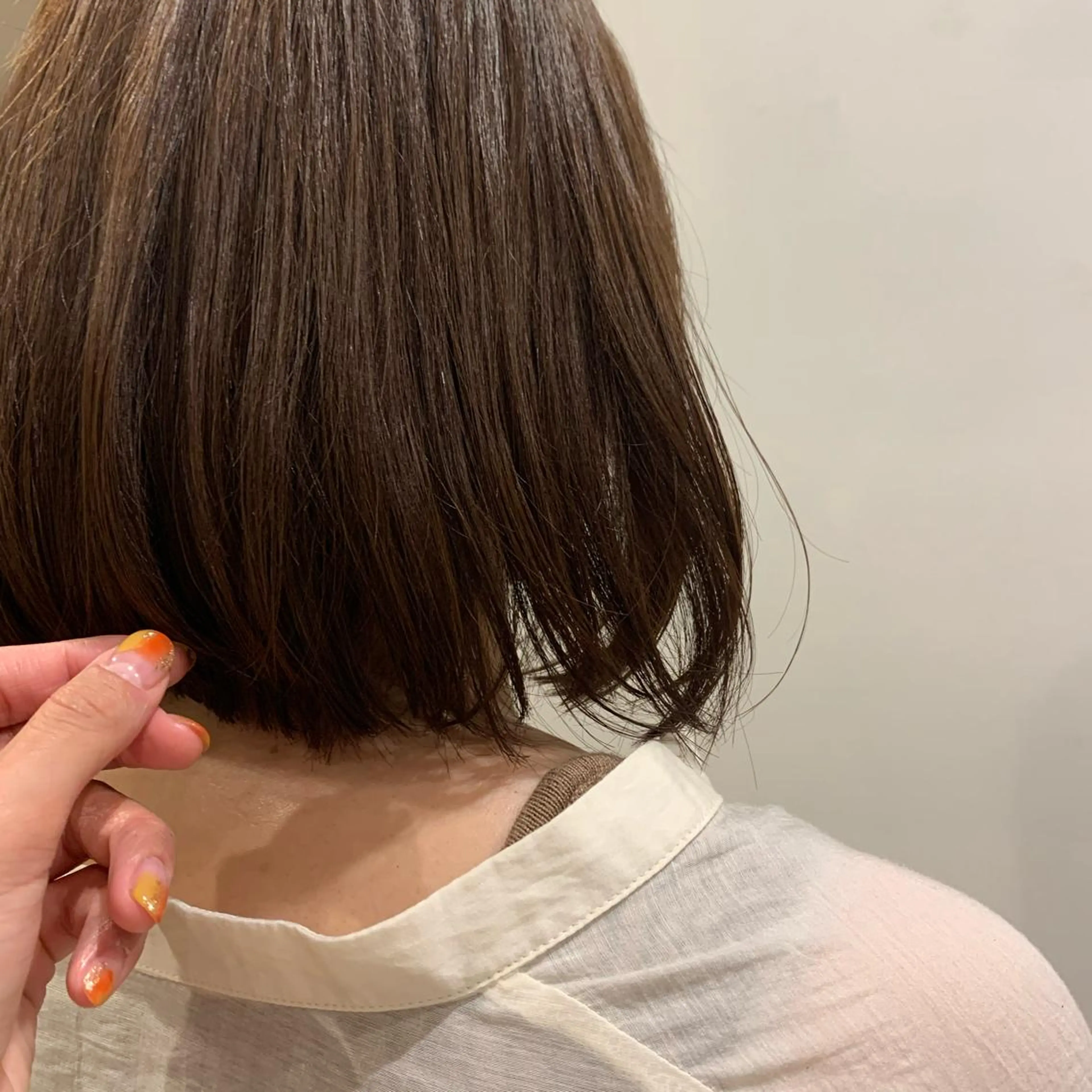 ミディアム カラー ベージュカラー mizuho .のヘアスタイル