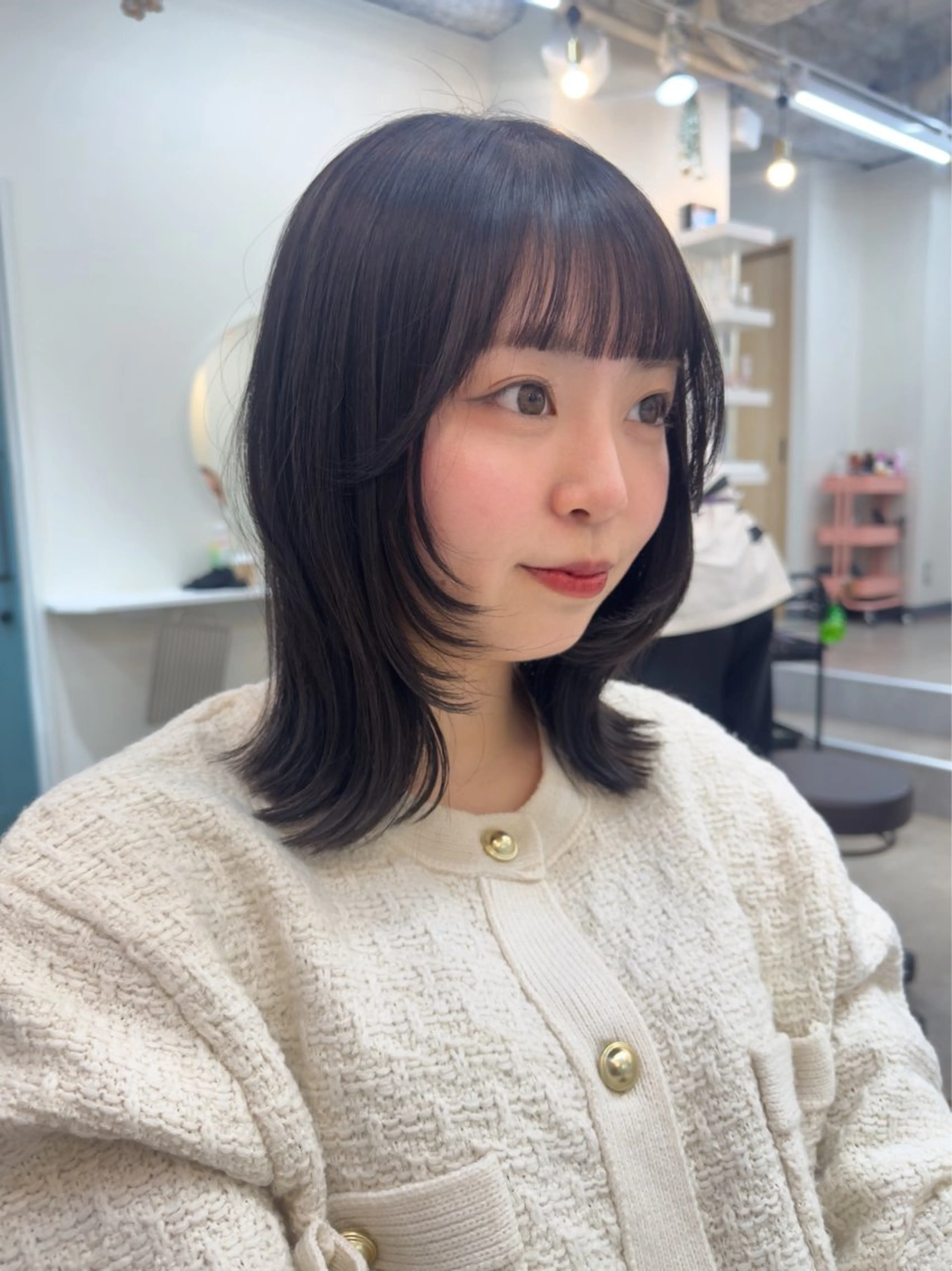 ミディアム カラー ボブレイヤー ボブ レイヤーカット カット ヘアカラー トリートメント レイヤー/顔周り /いいぬまみかのヘアスタイル