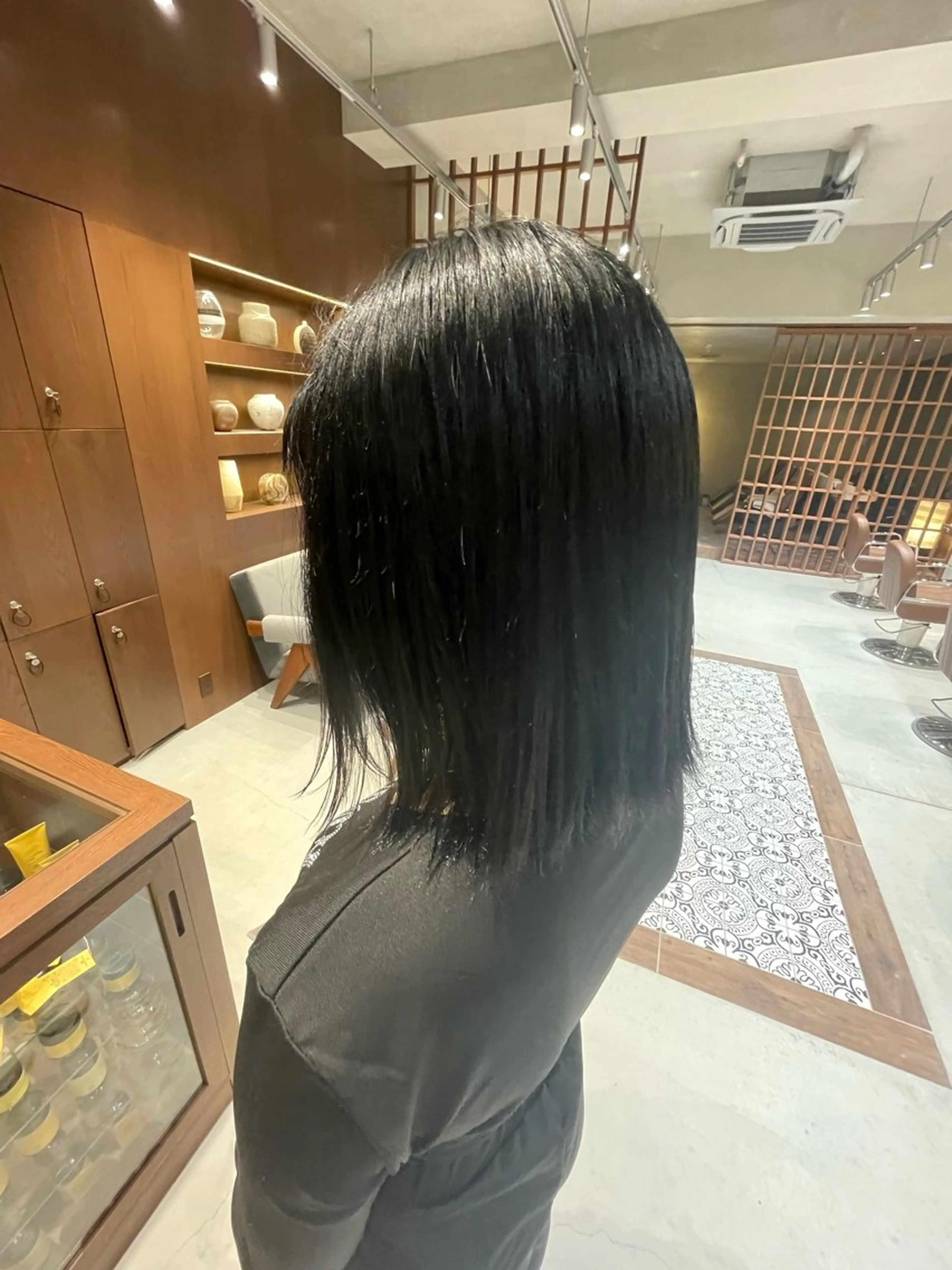 カラー ヘアカラー 佐々木 楓華のヘアスタイル