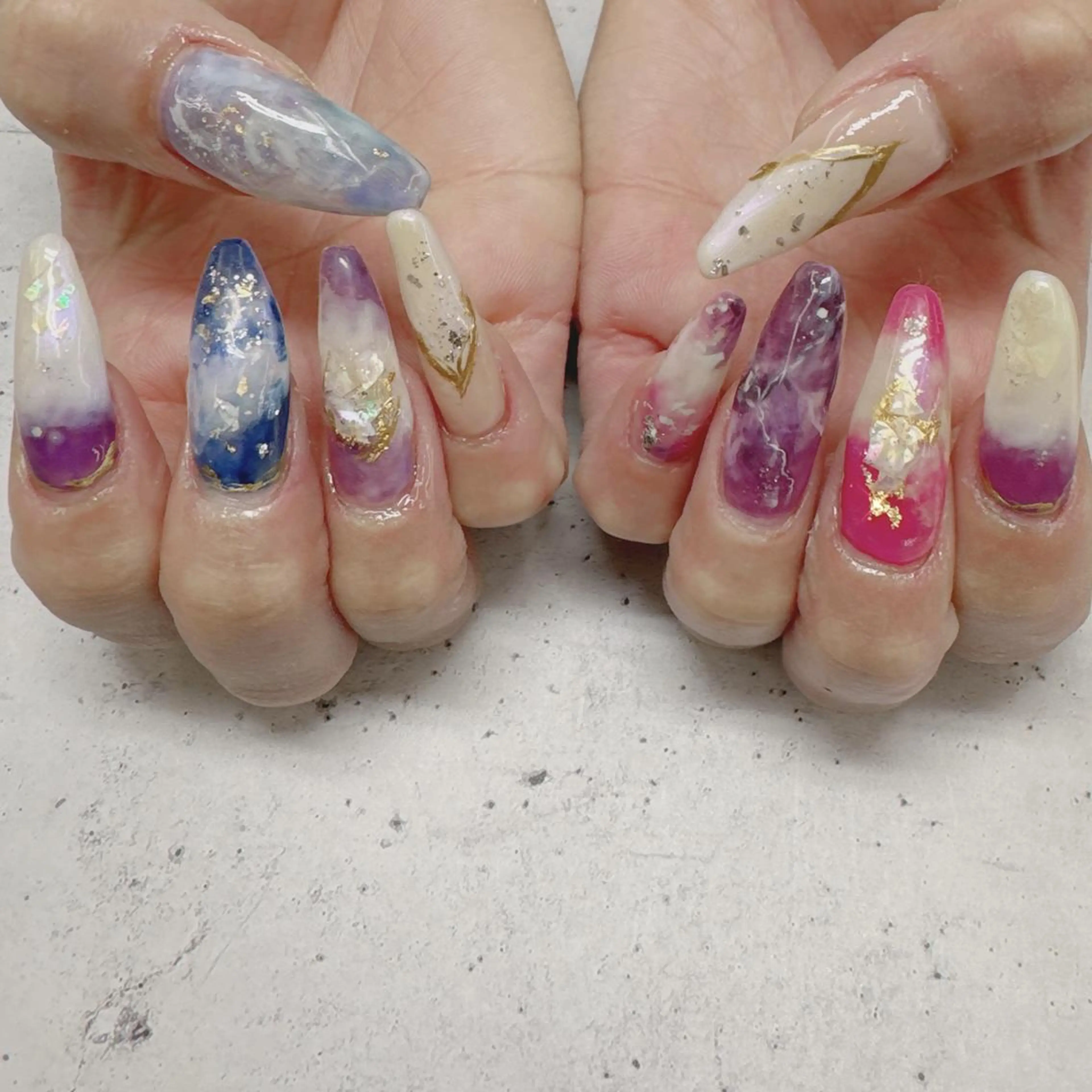 ネイル Nail salon Honey Beeのネイルデザイン