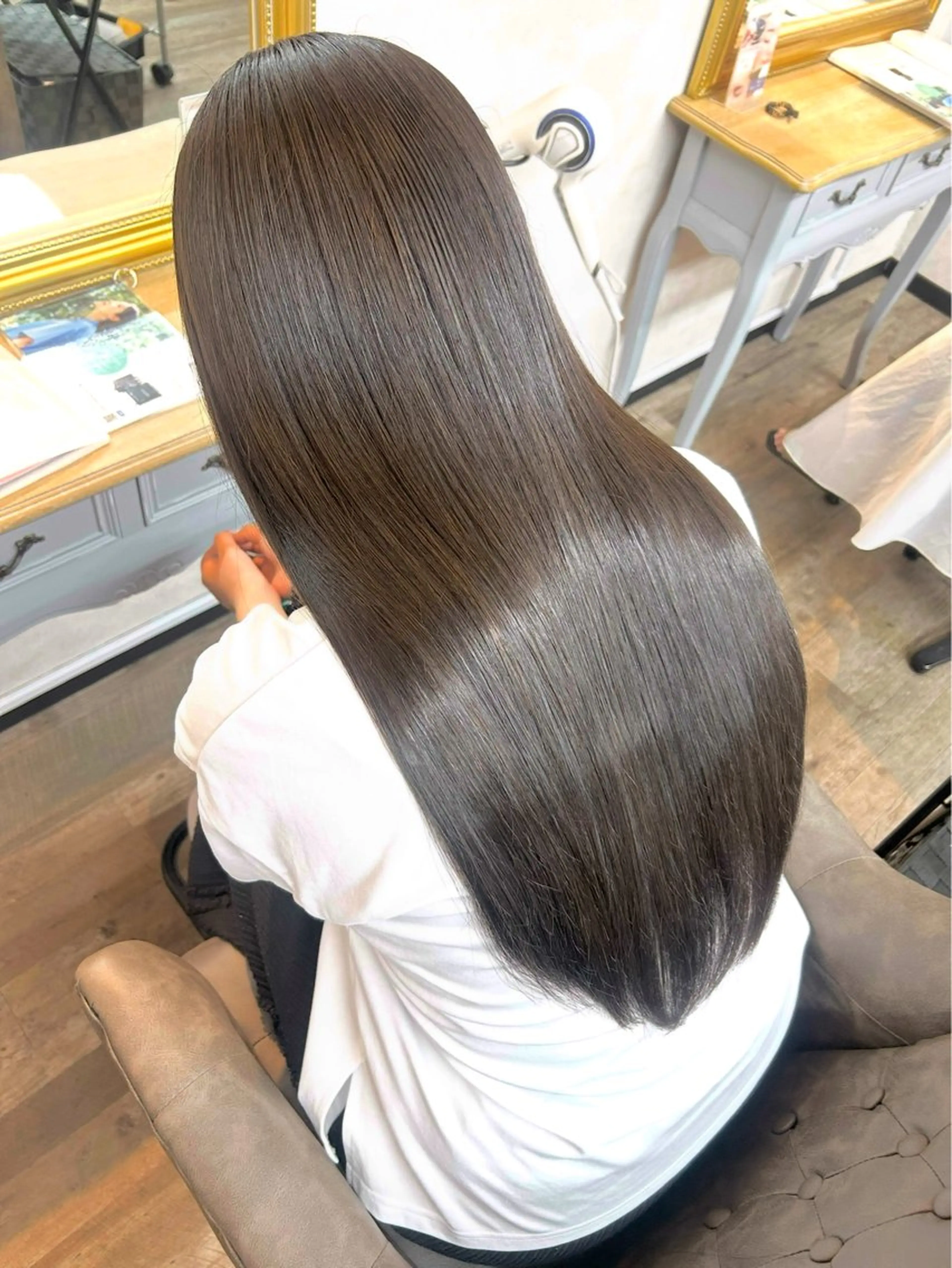 ロング カラー 🌼髪質整形🧸 艶カラー🌼珠理のヘアスタイル