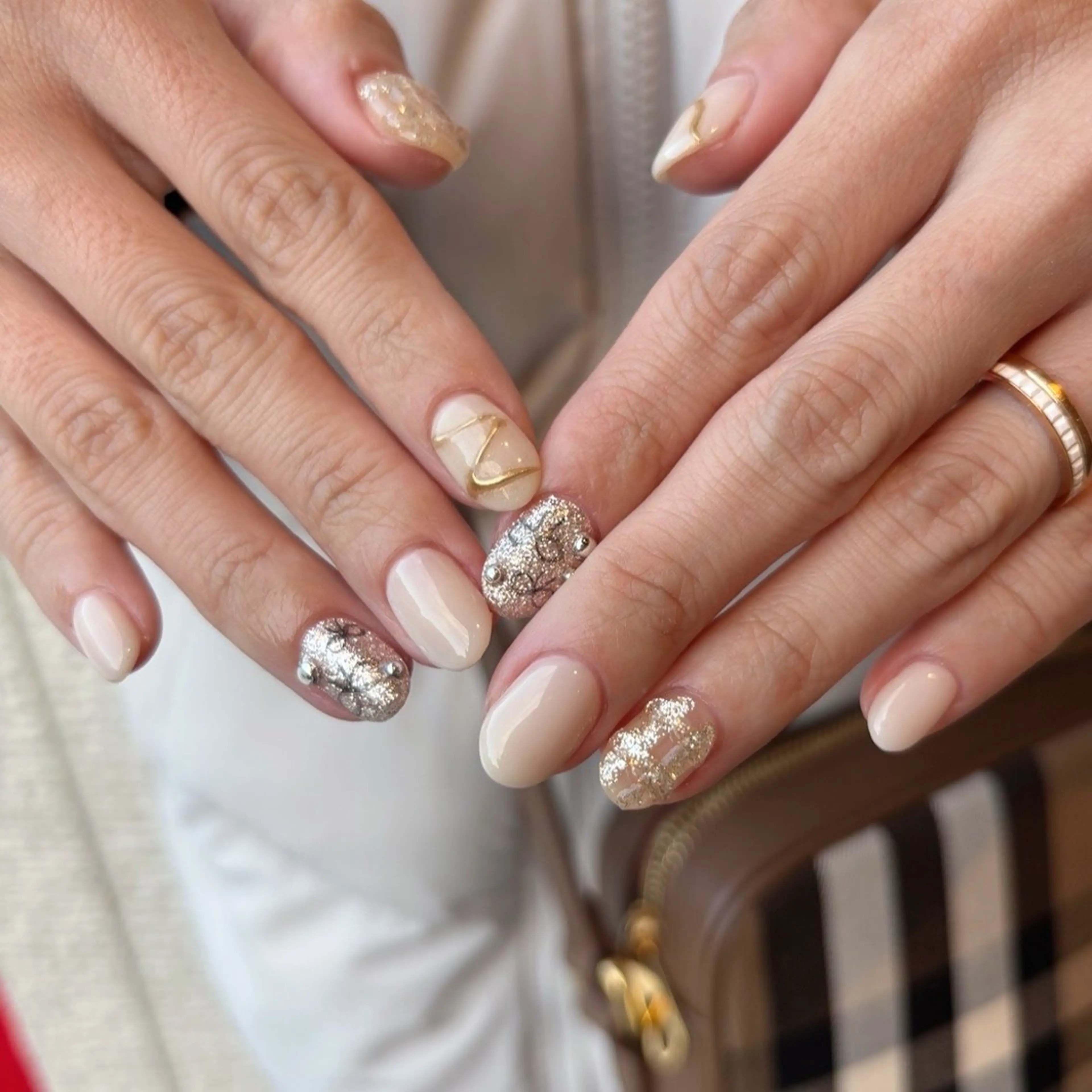 ネイル オフィスネイル ワンカラーネイル シンプルネイル 冬ネイル クリスマス ハンドネイル nail salon toki.のネイルデザイン