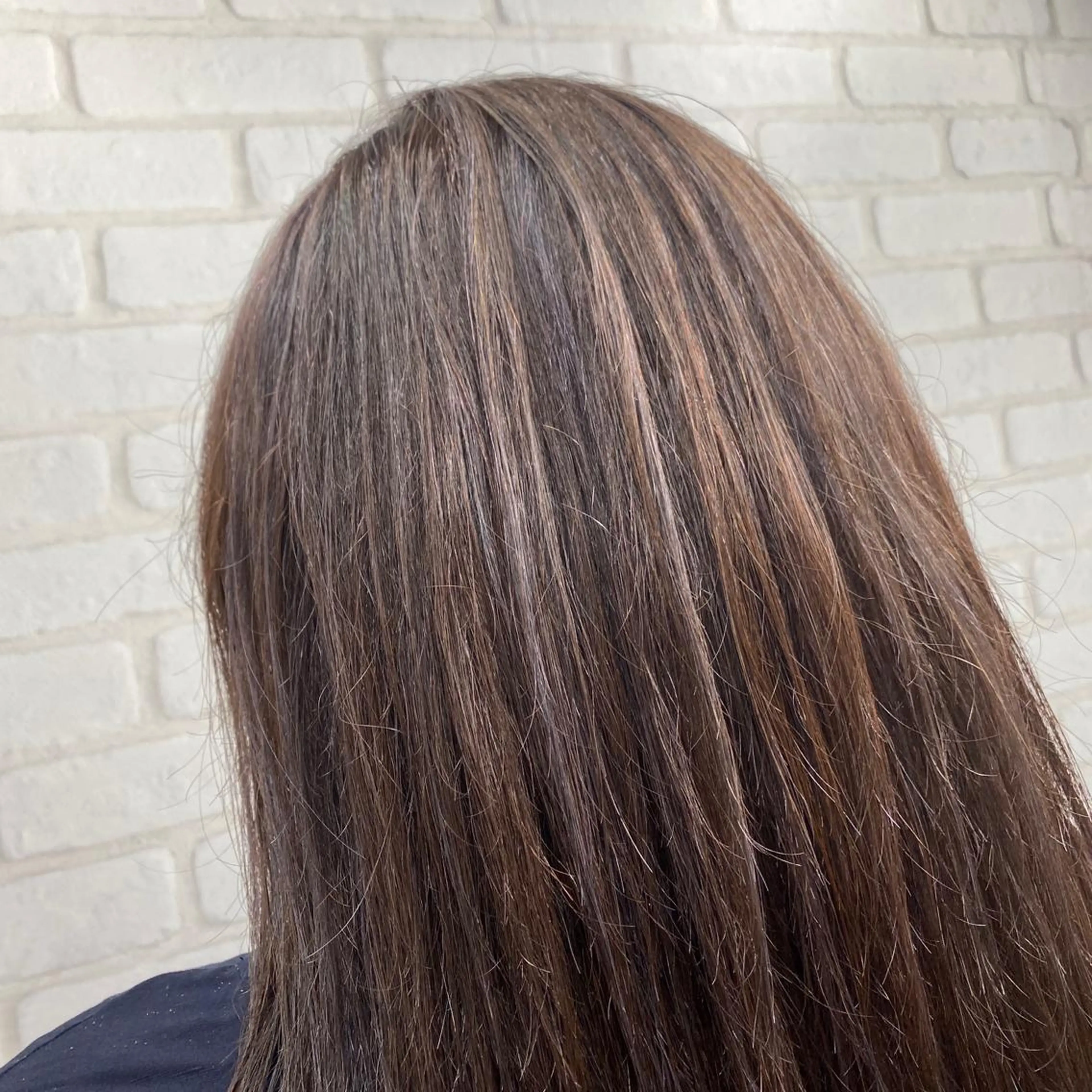 ミディアム カラー ハイライトカラー ラベンダーカラー ハイライト ブリーチカラー🫧 森　凪沙のヘアスタイル