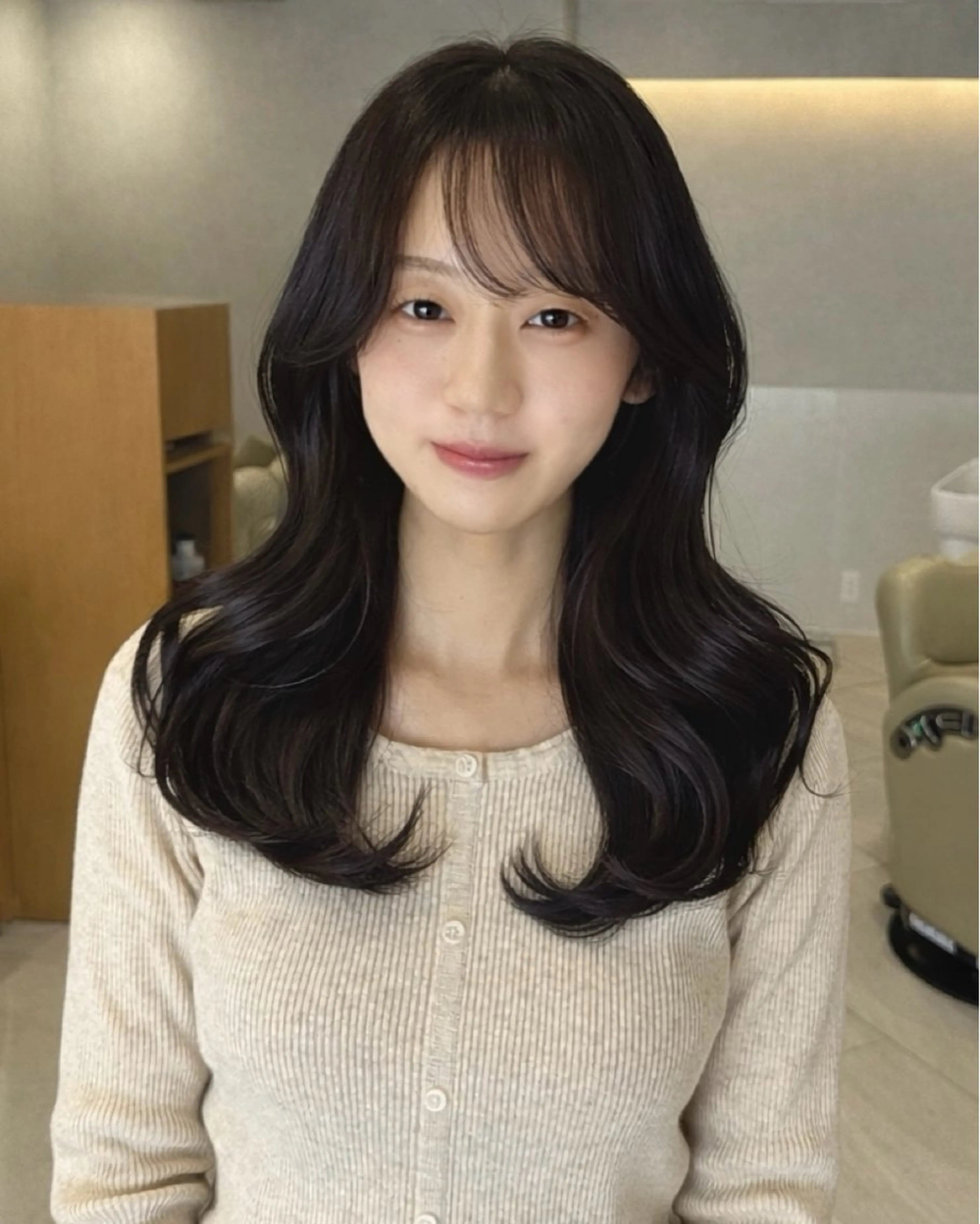 ミディアム カラー ヘアカラー トリートメント MISATO THIRD SHOPのヘアスタイル