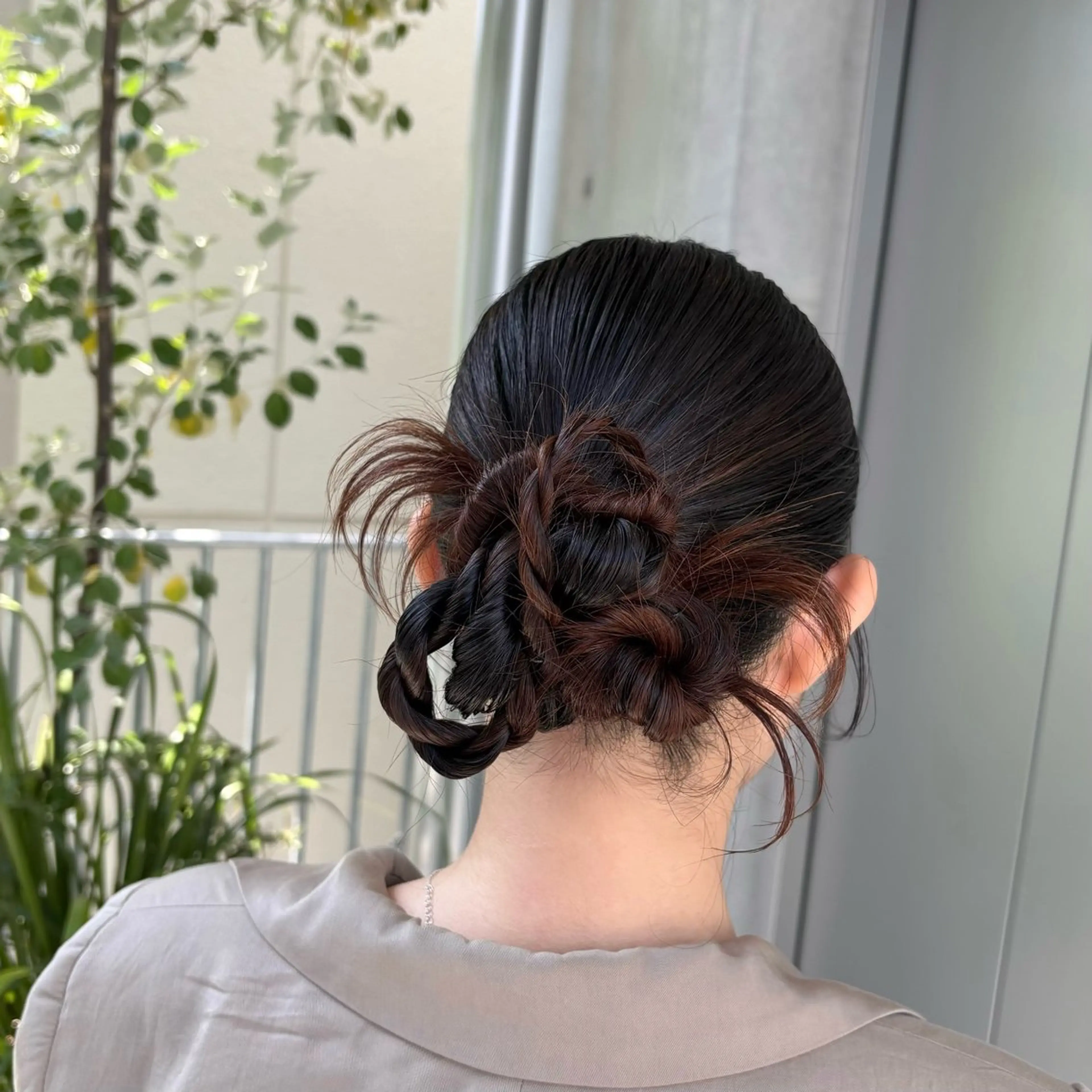 ロング ヘアセット AOI🎀 顔周り カット/透明感カラーのマツエク・マツパデザイン