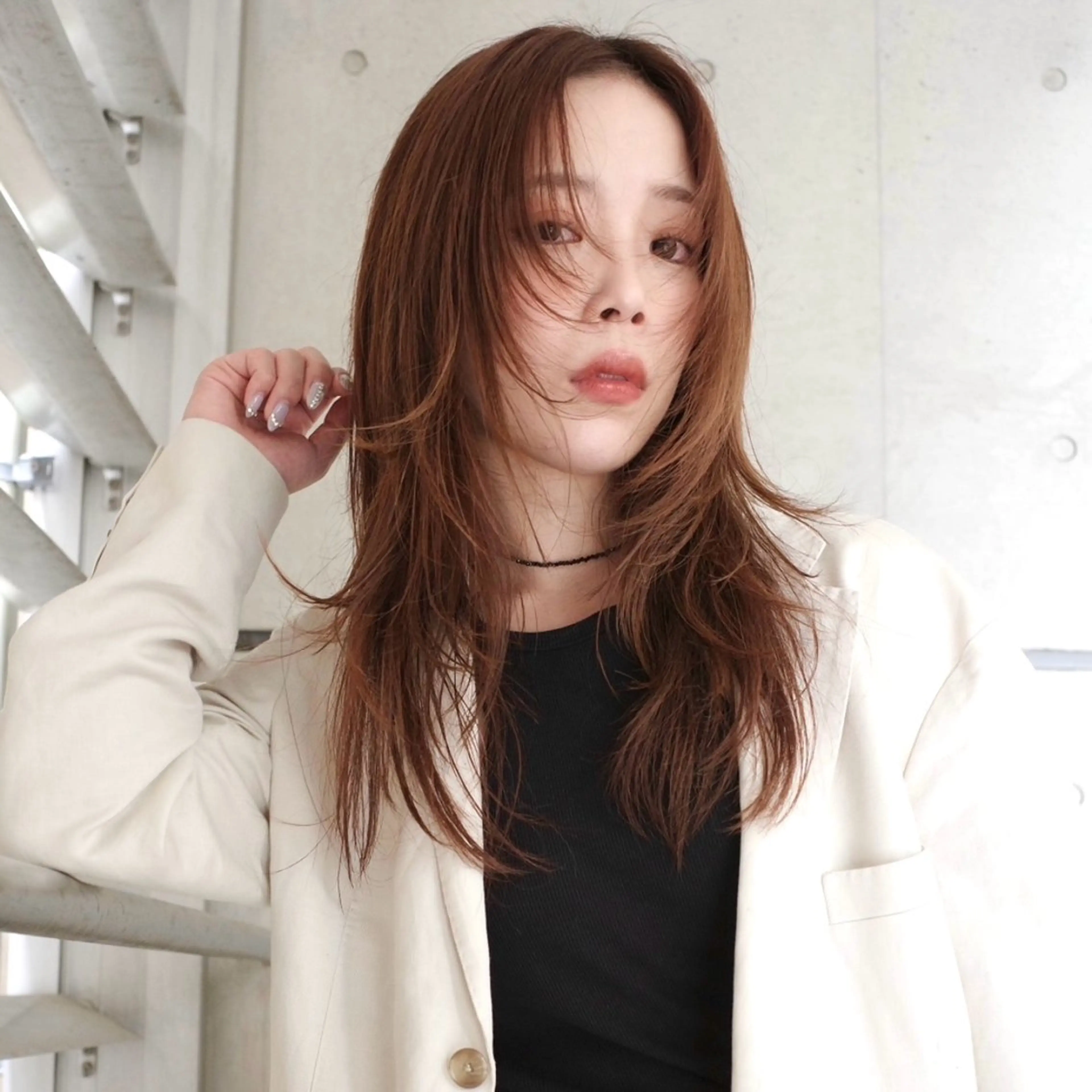 セミロング カラー ベージュカラー 透明感カラー グレージュ レイヤーカット シャギー カット ヘアカラー トリートメント nonoka オリーブ/レイヤーのヘアスタイル