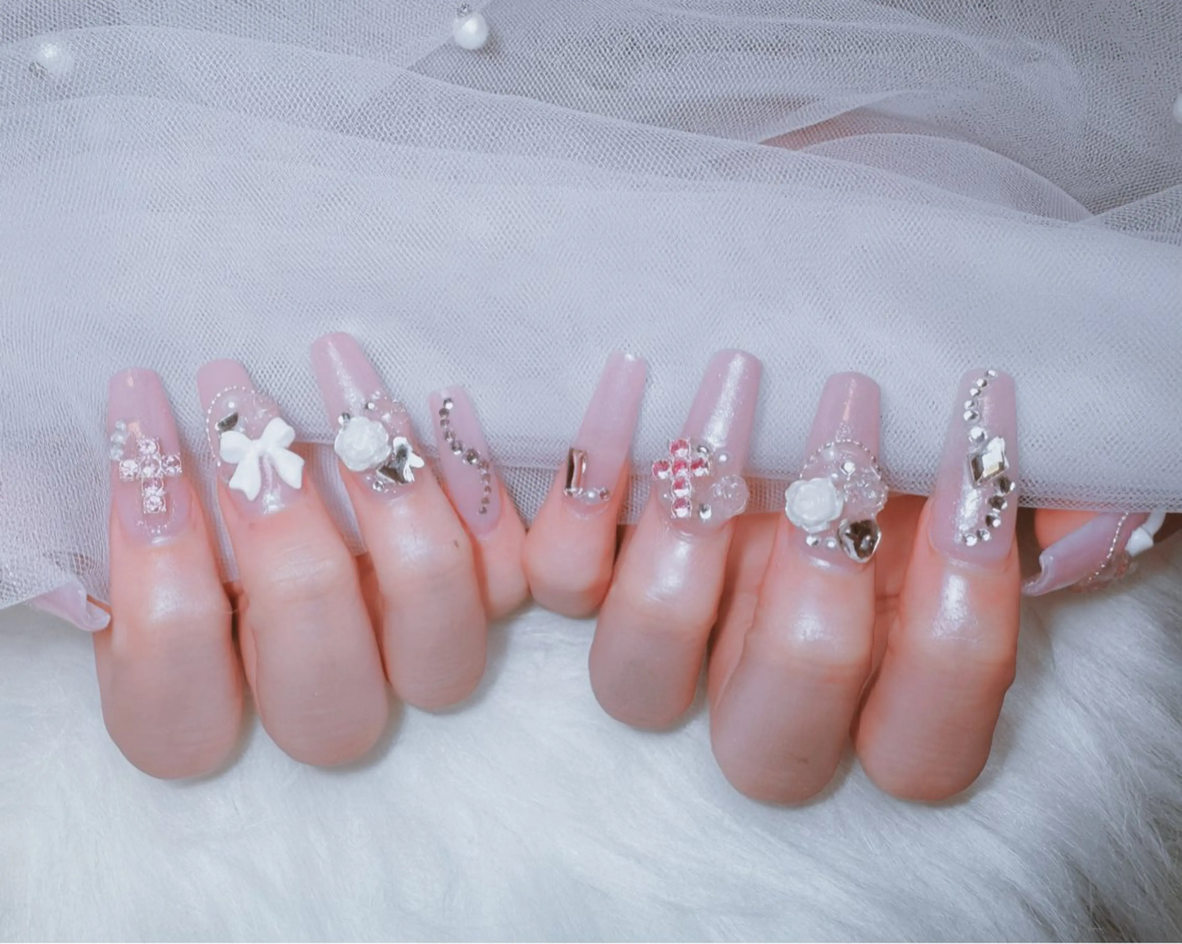 ネイル ブルー 韓国ネイル ラメ(グリッター) ピンク リボン ハンドネイル K&R Nail所属・Nail Salon K&Rのネイルデザイン