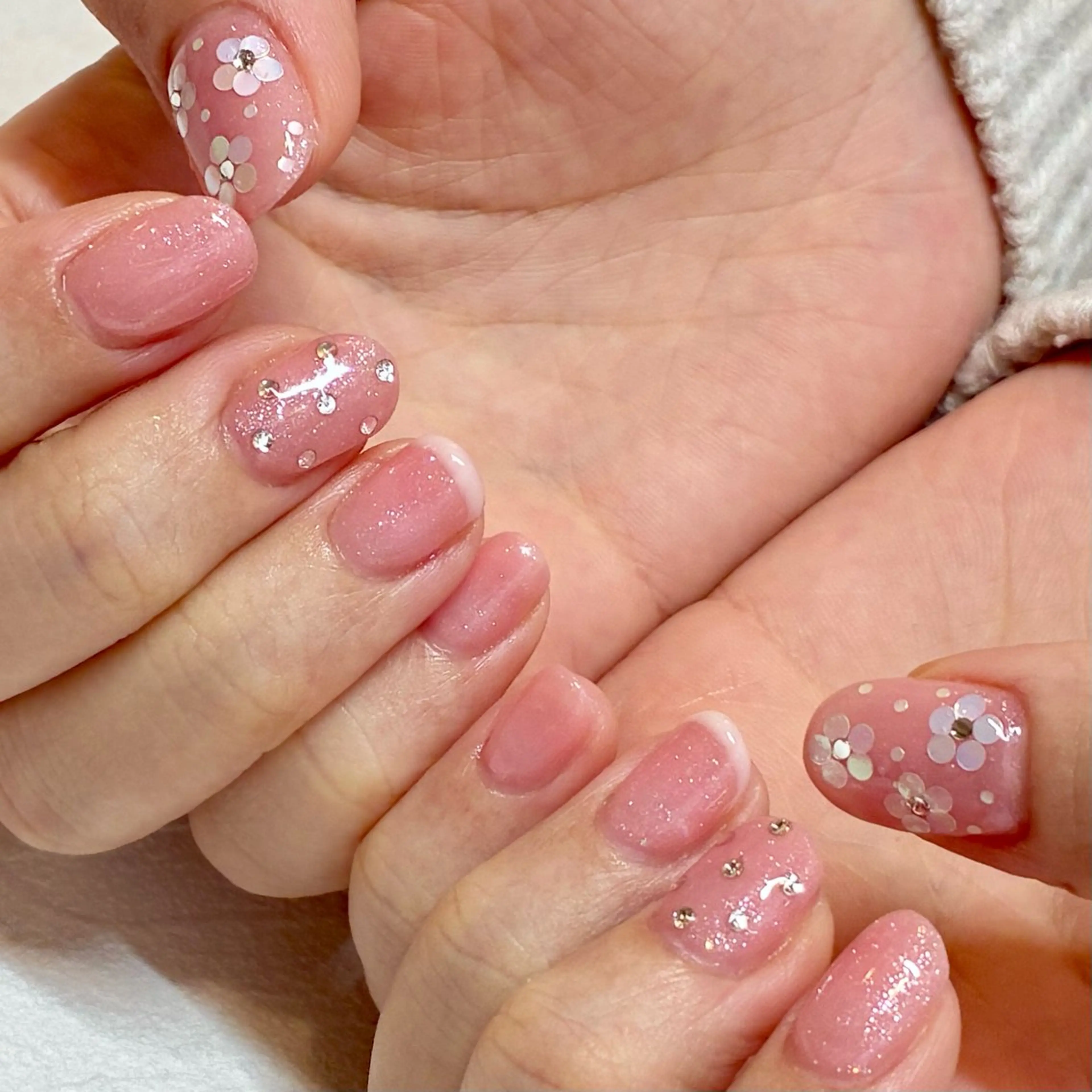 ネイル ジェヌインネイル 間宮のネイルデザイン