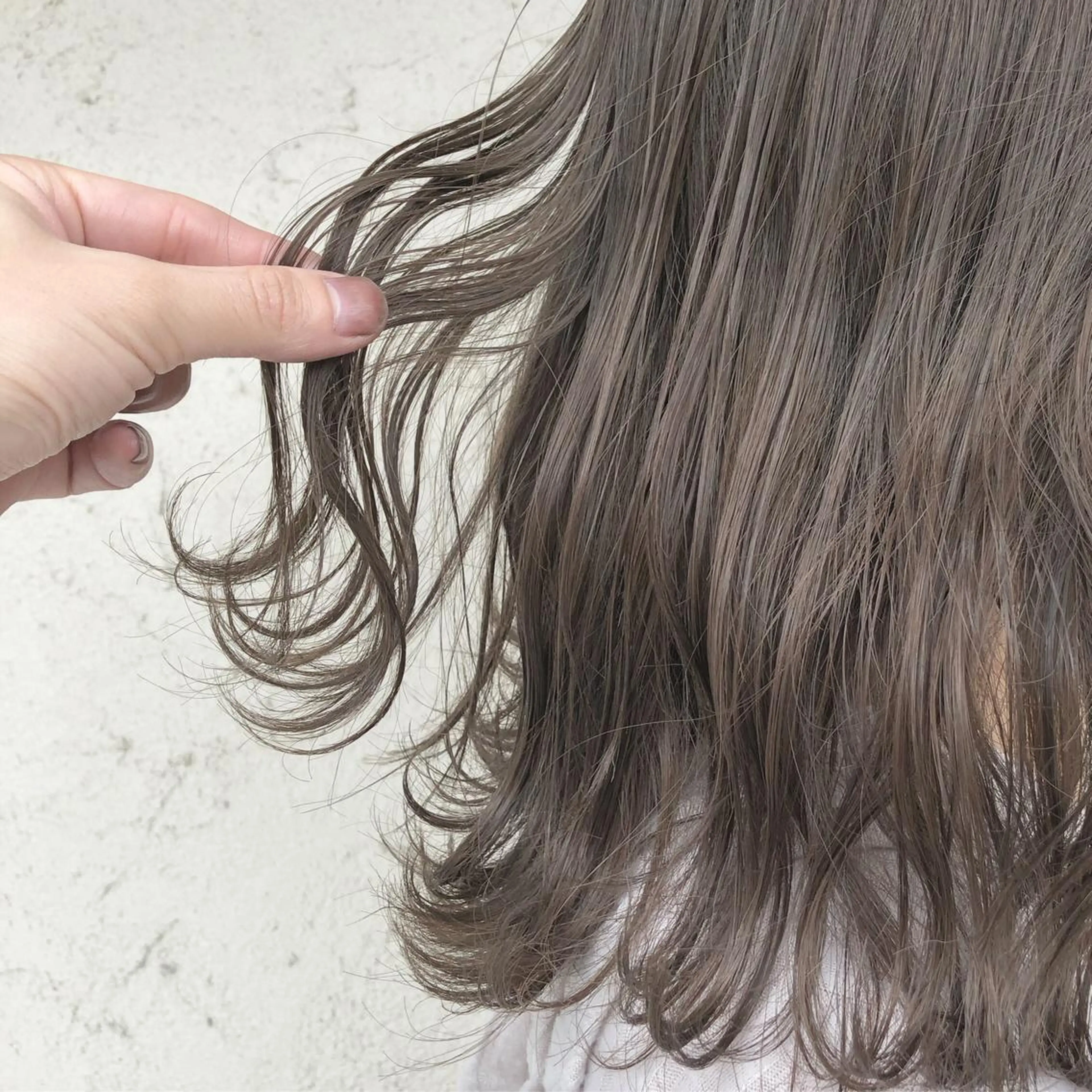 ミディアム カラー アディクシーカラー 透明感カラー 艶髪育成サロン 京橋　shinのヘアスタイル