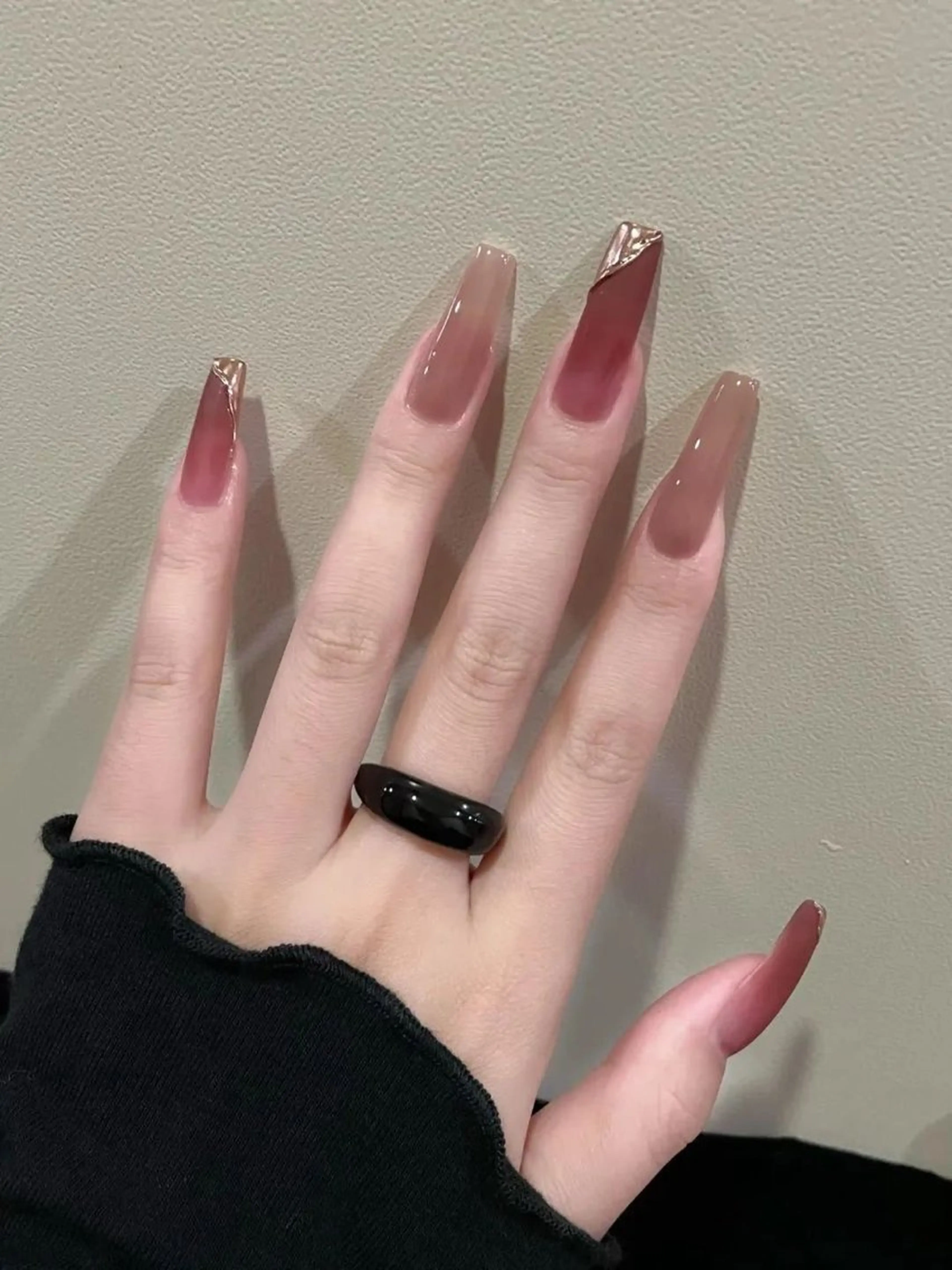 ミディアム 高橋 日向のネイルデザイン