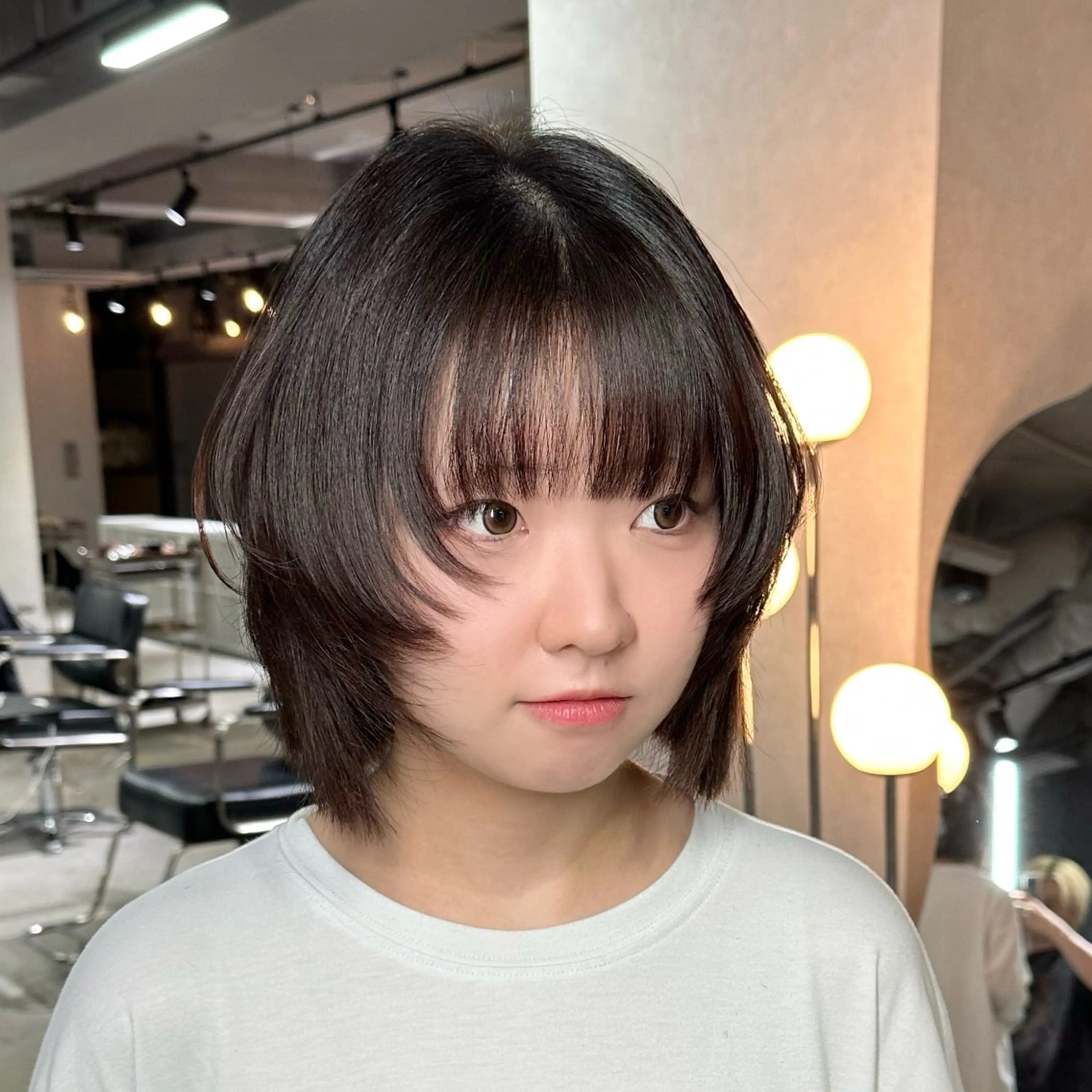 ミディアム ケアカラー ボブ 髪質改善 レイヤーカット トリートメント カット ヘアカラー トリートメント 艶髪カラー/レイヤ ー支持No.1renのヘアスタイル