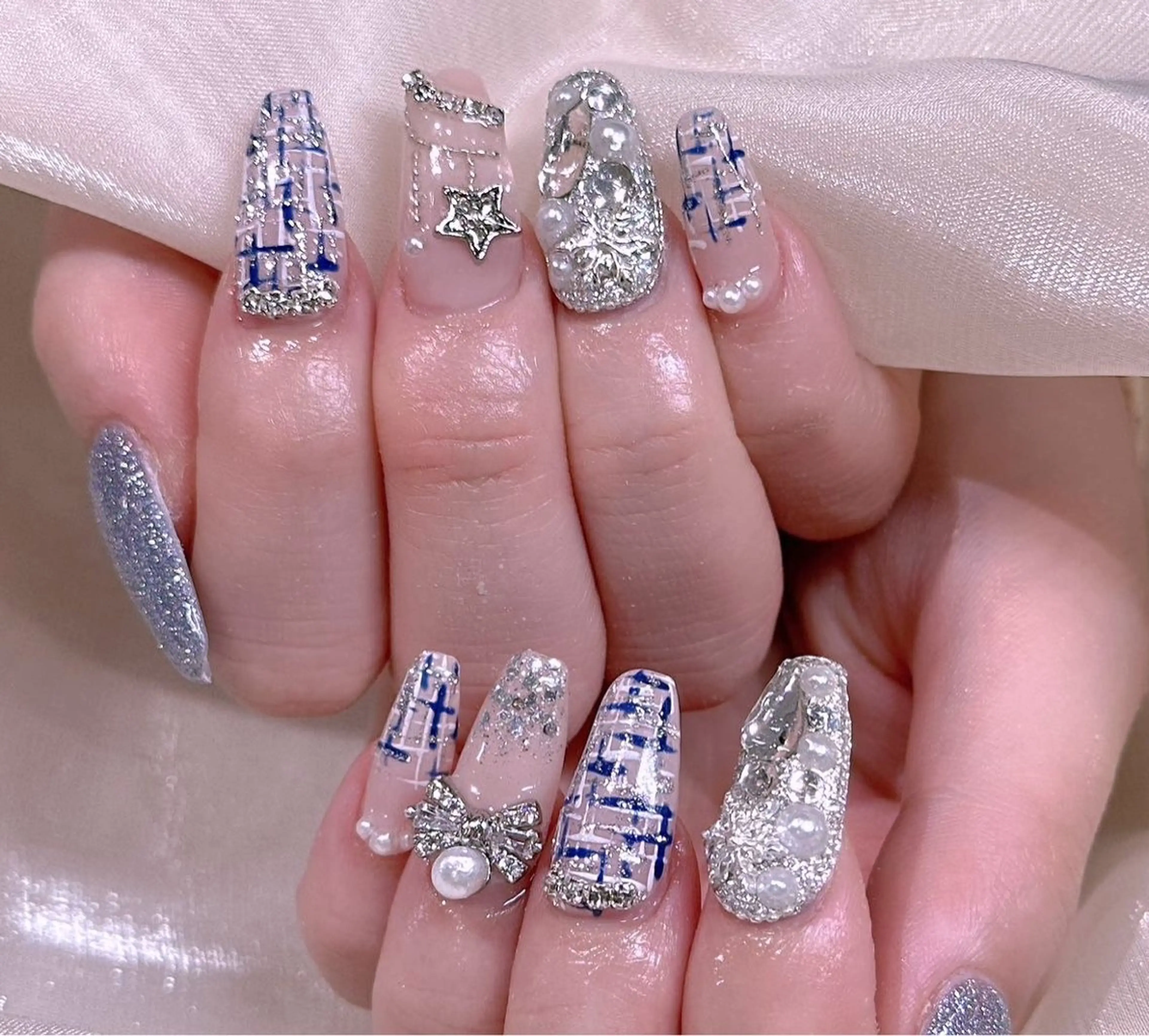 ネイル ツイードネイル 美爪パラジェル導入店 Sunnilyのネイルデザイン