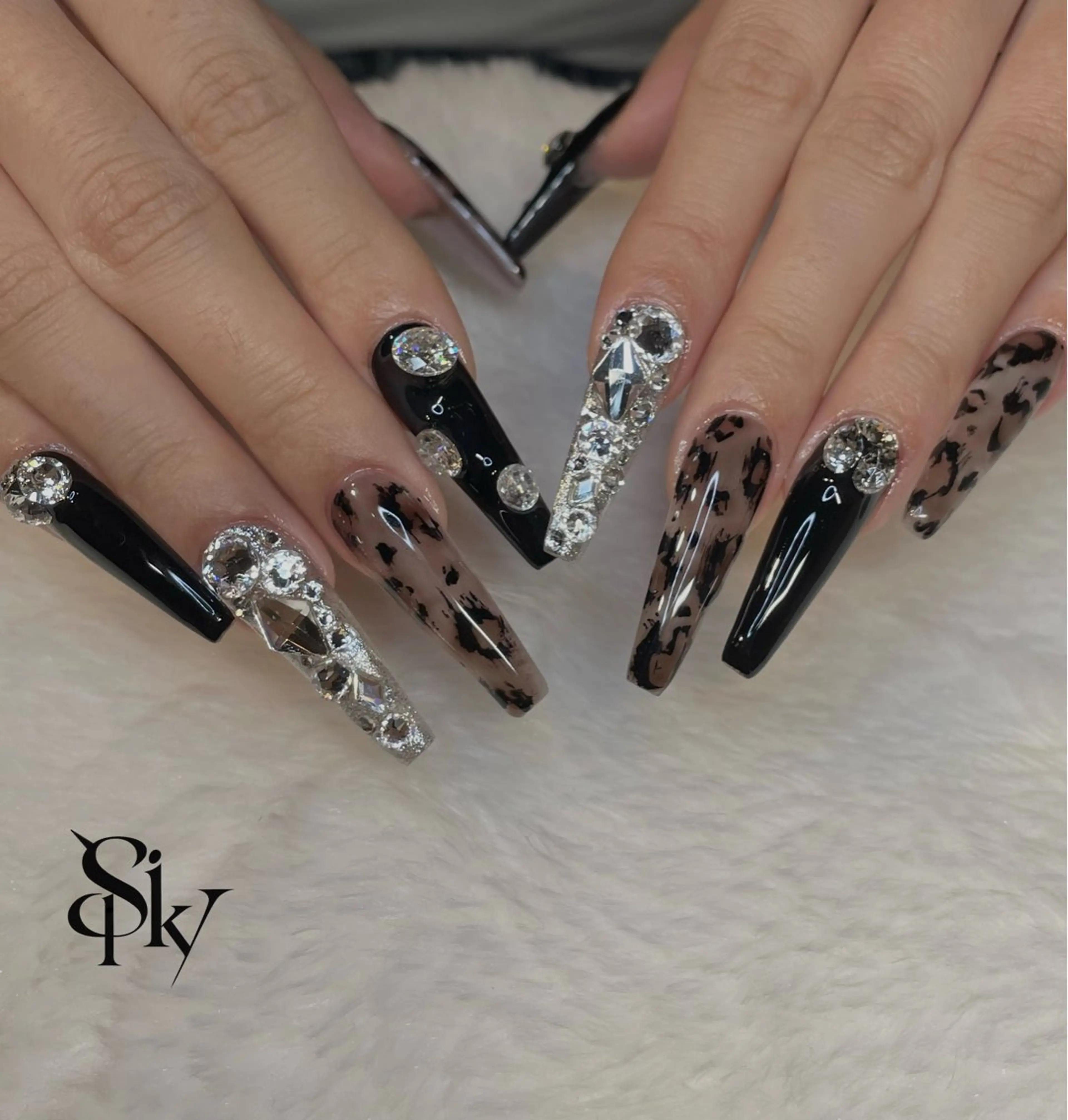 ネイル ハンドネイル Spiky とうげ ふうかのネイルデザイン