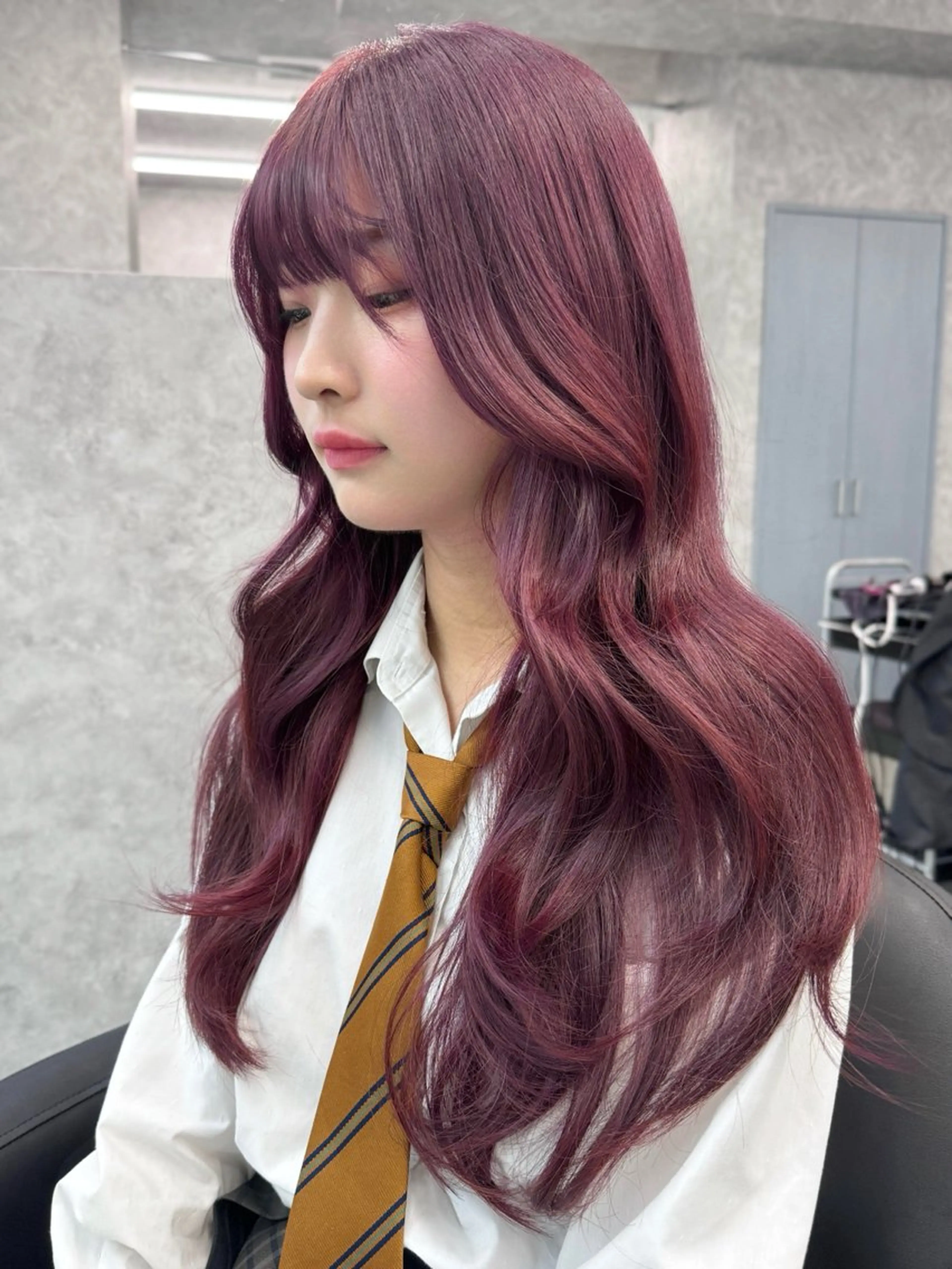 ロング 韓国風カラー🤎 𝒄𝒉𝒊𝒌𝒂のヘアスタイル