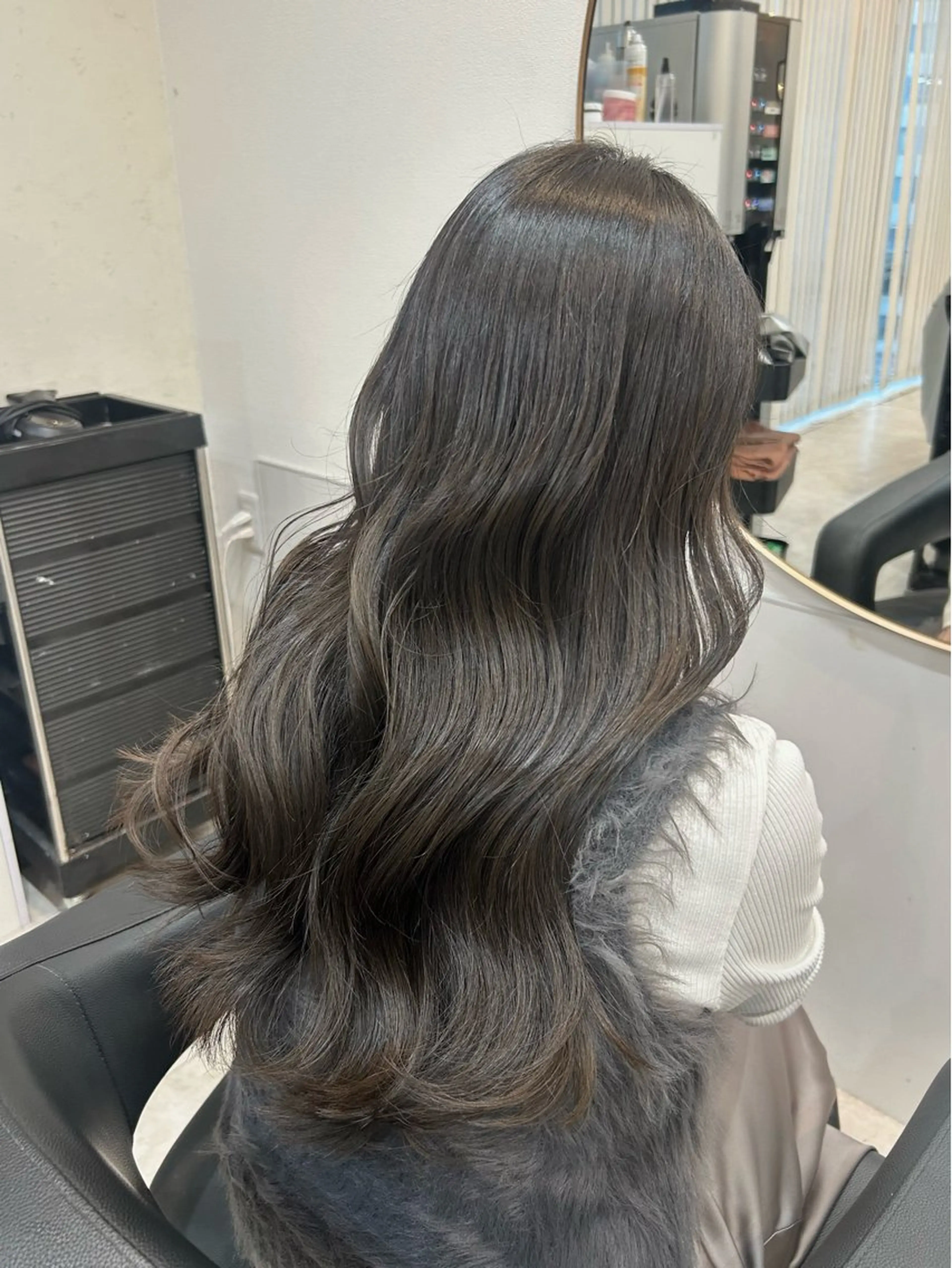 ロング カラー y u i ★ 梅田美容室のヘアスタイル