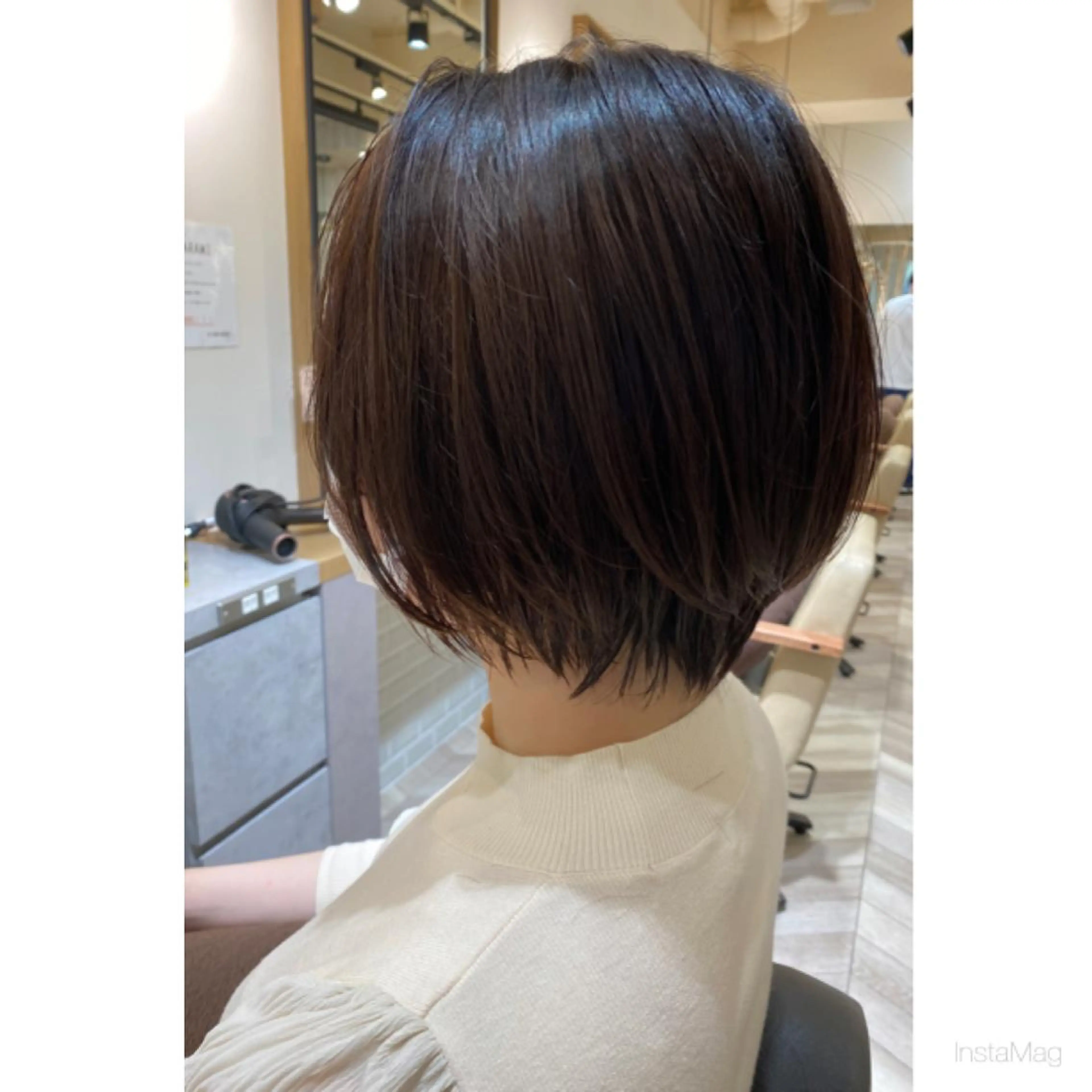 ショート カラー ショートヘア カット ヘアカラー 岩間 香純のヘアスタイル