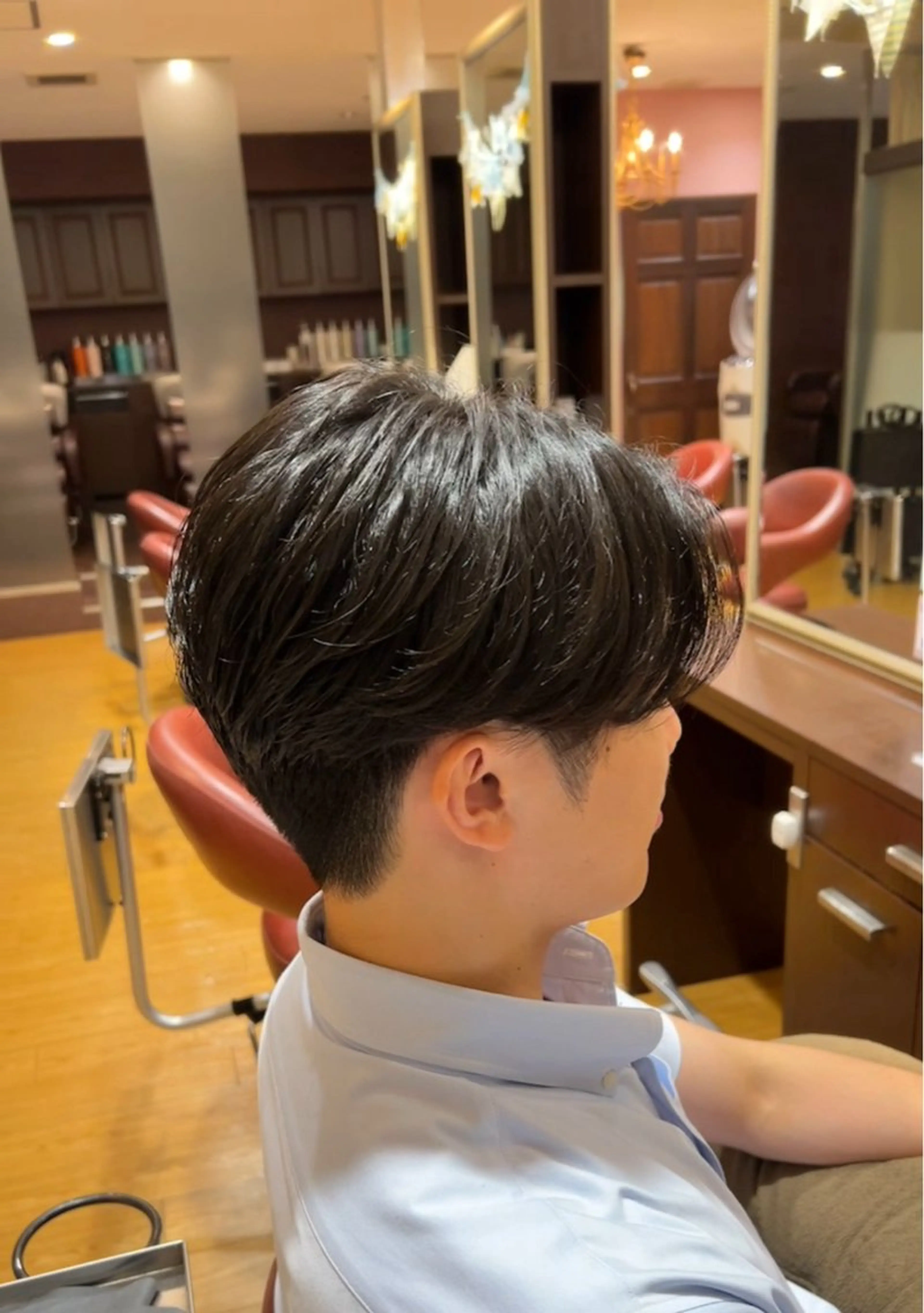 メンズ センターパート 刈り上げ レナークイスト かめのヘアスタイル