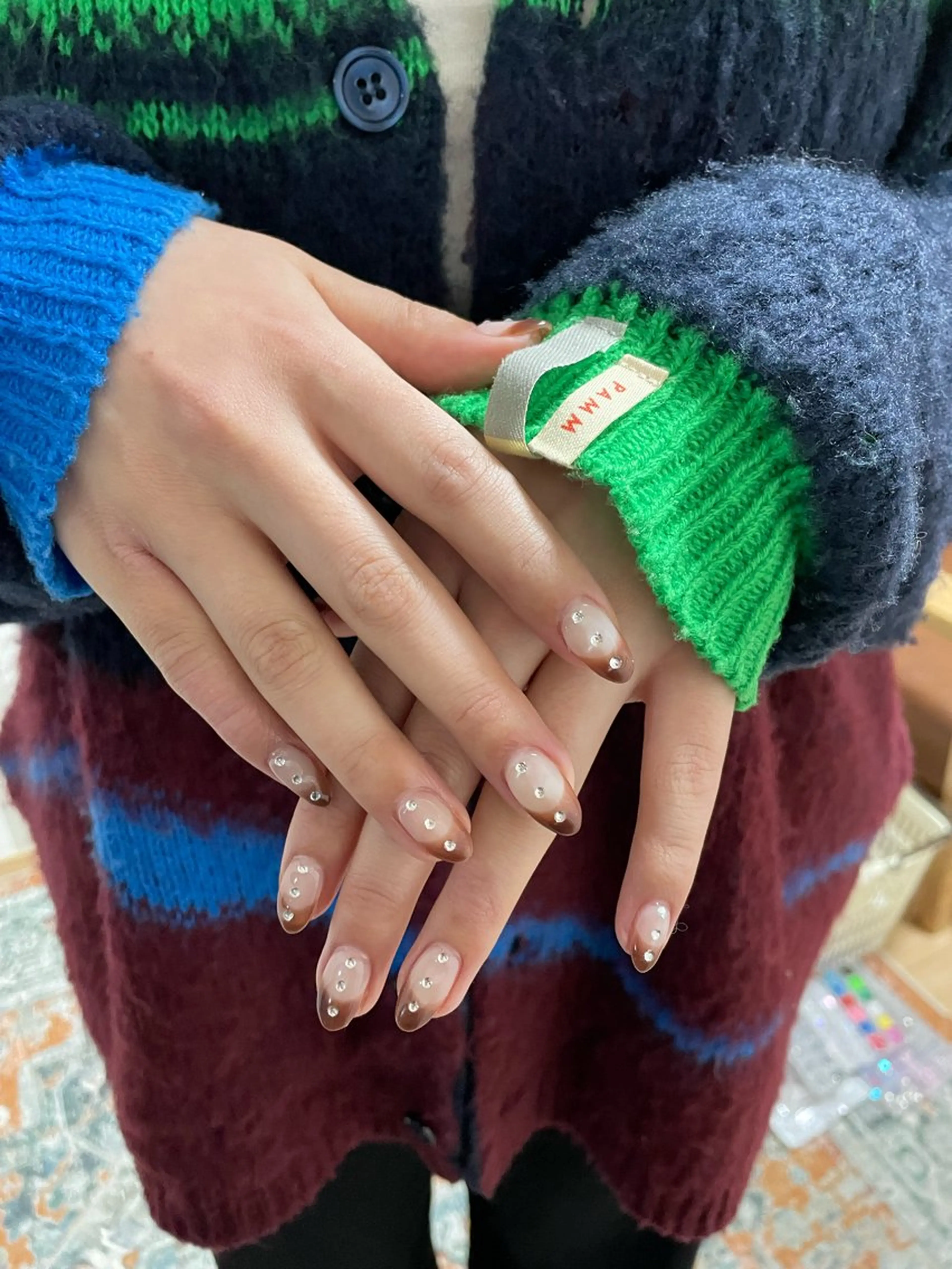 ネイル フレンチネイル ストーンネイル miinail miyuuのネイルデザイン