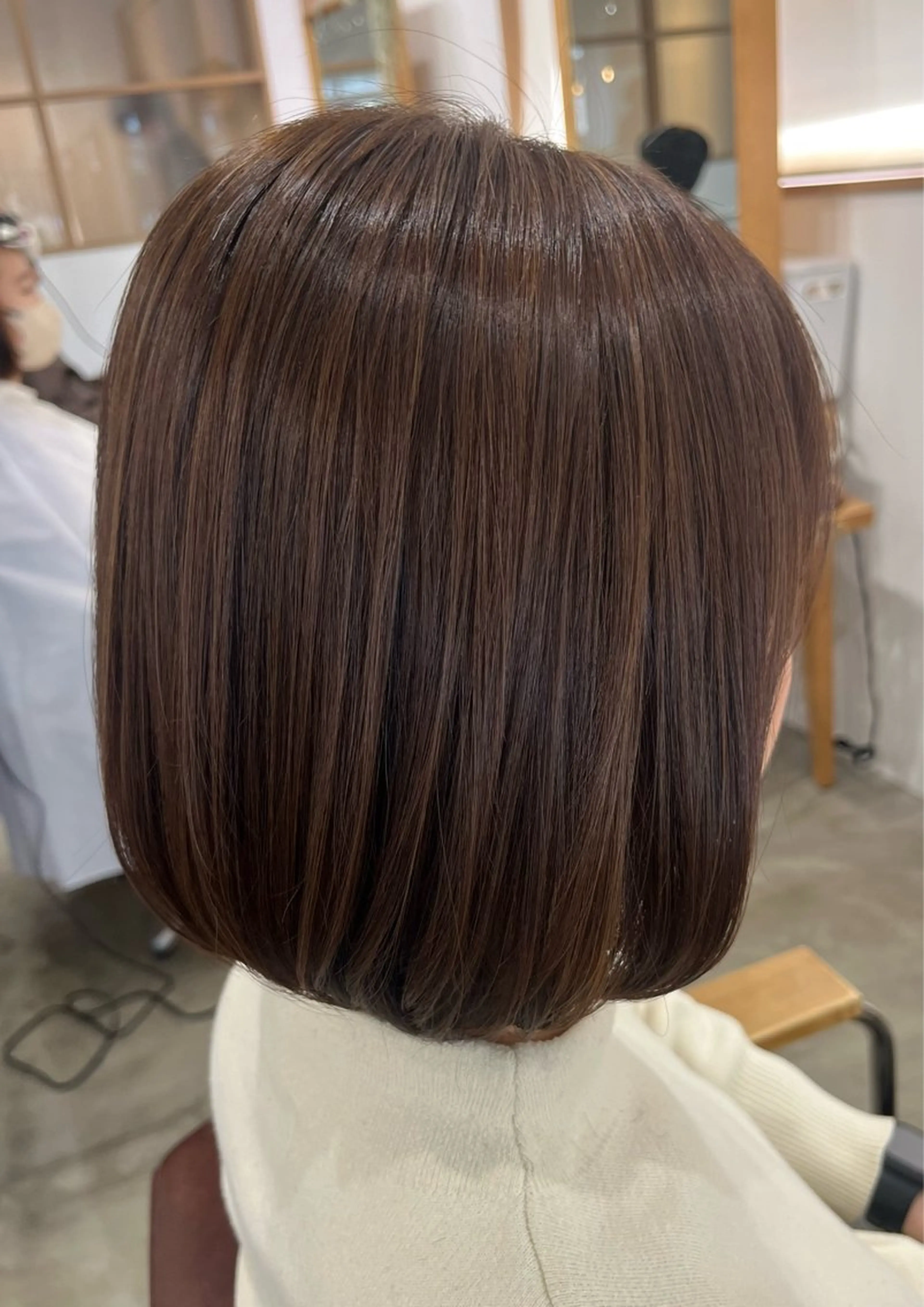 ミディアム カット ヘアカラー トリートメント 三島 有佳里のヘアスタイル