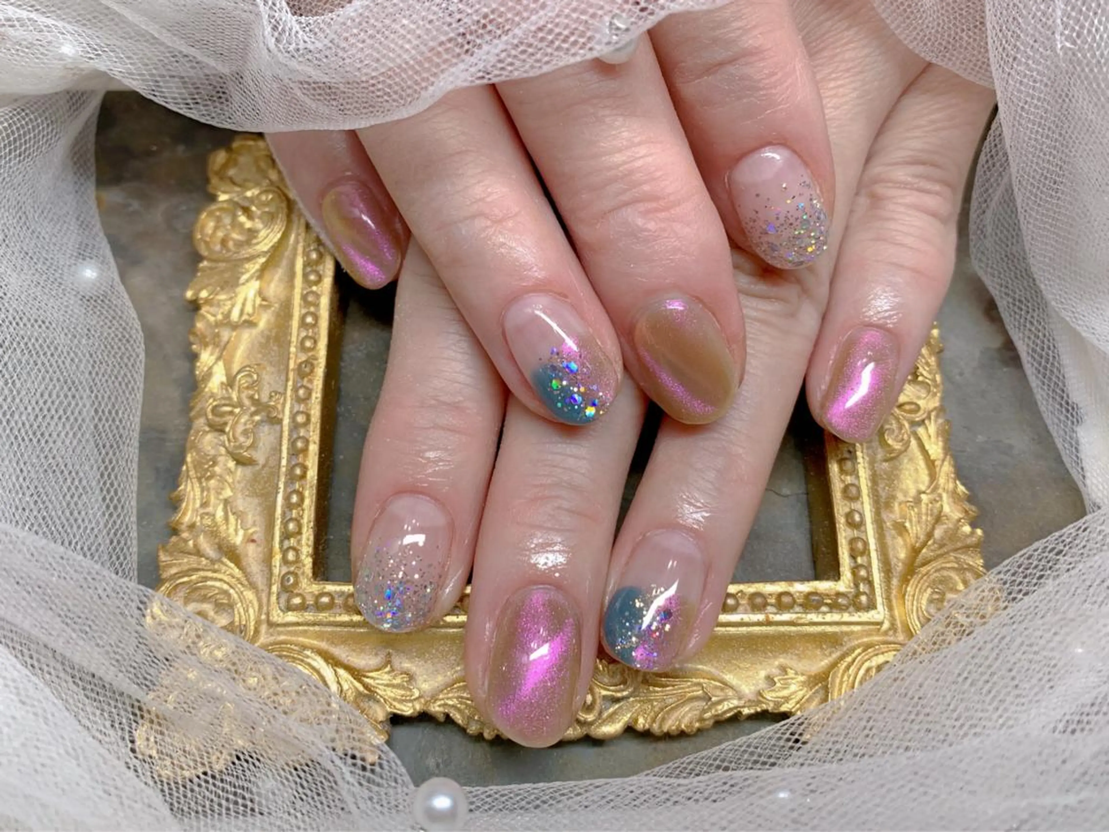 ネイル ハンドネイル マジック ミラーのネイルデザイン