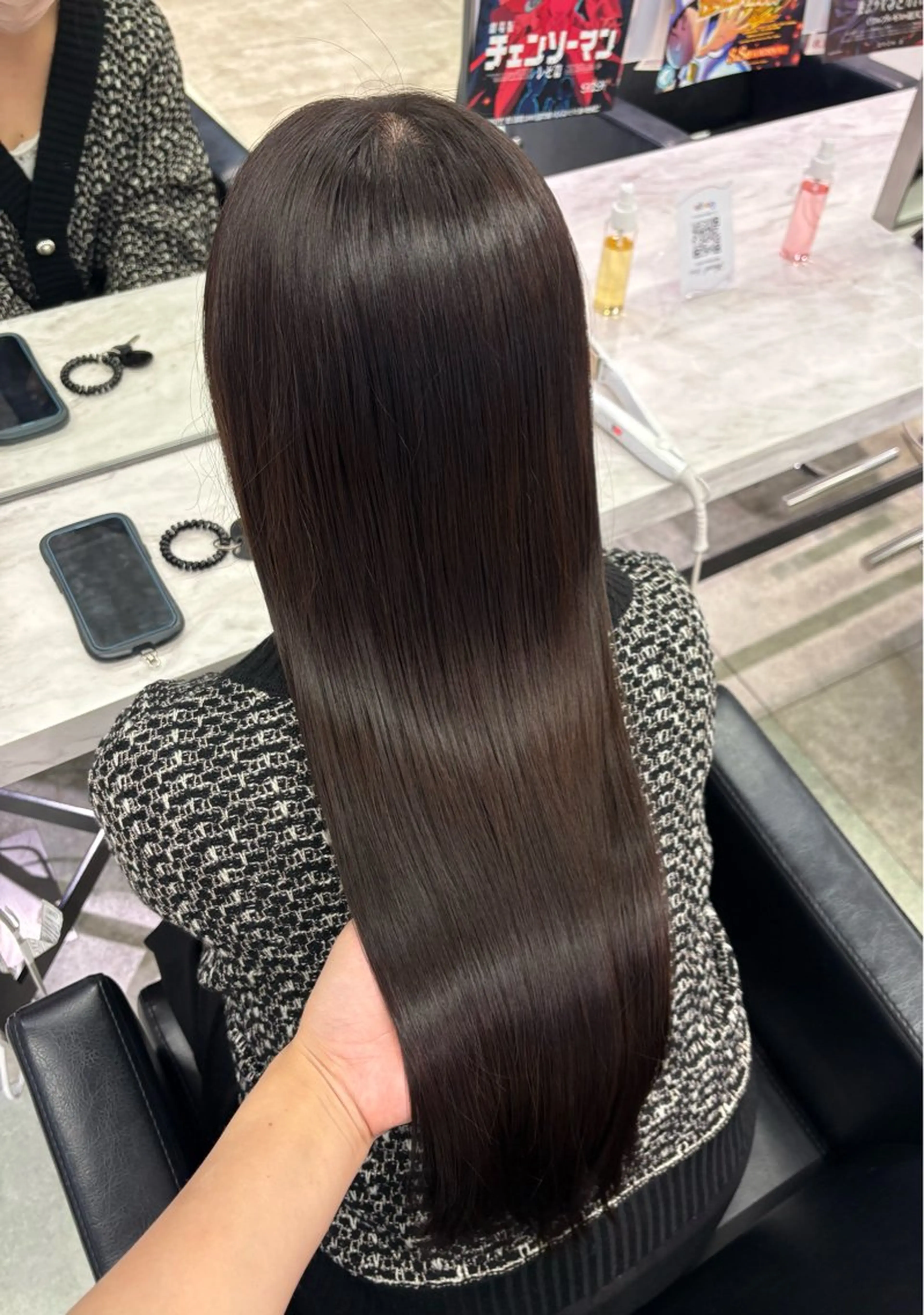 ロング カラー 黒髪 ブリーチ ブルーカラー ブルーブラック ブラウンカラー 推しカラー/ ミクのヘアスタイル