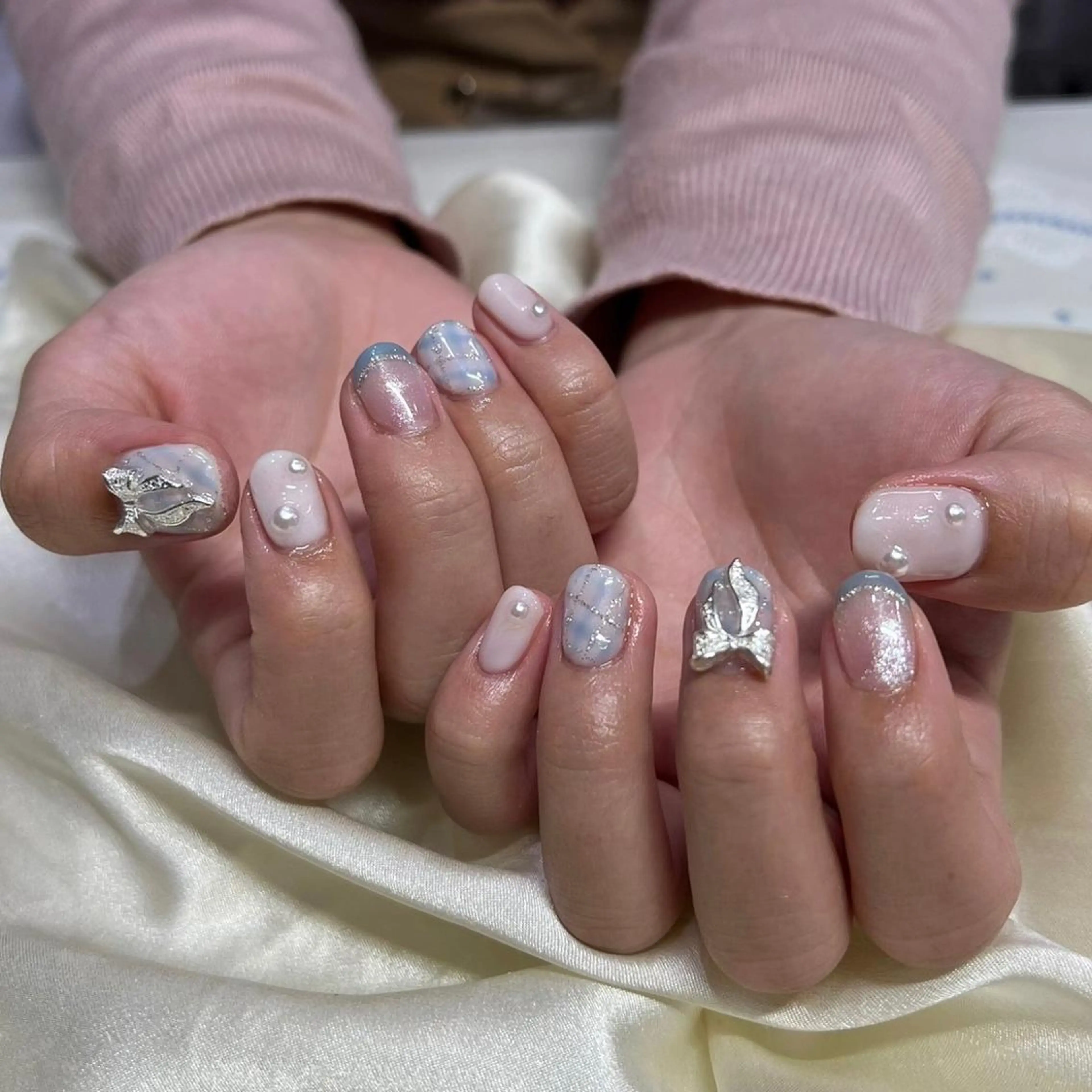 ネイル マツエク・マツパ アイブロウ 眉カラー 成人式 韓国風マツエク パリジェンヌラッシュリフト まつげパーマ ハンドネイル Nail&eye Belire 新宿のネイルデザイン