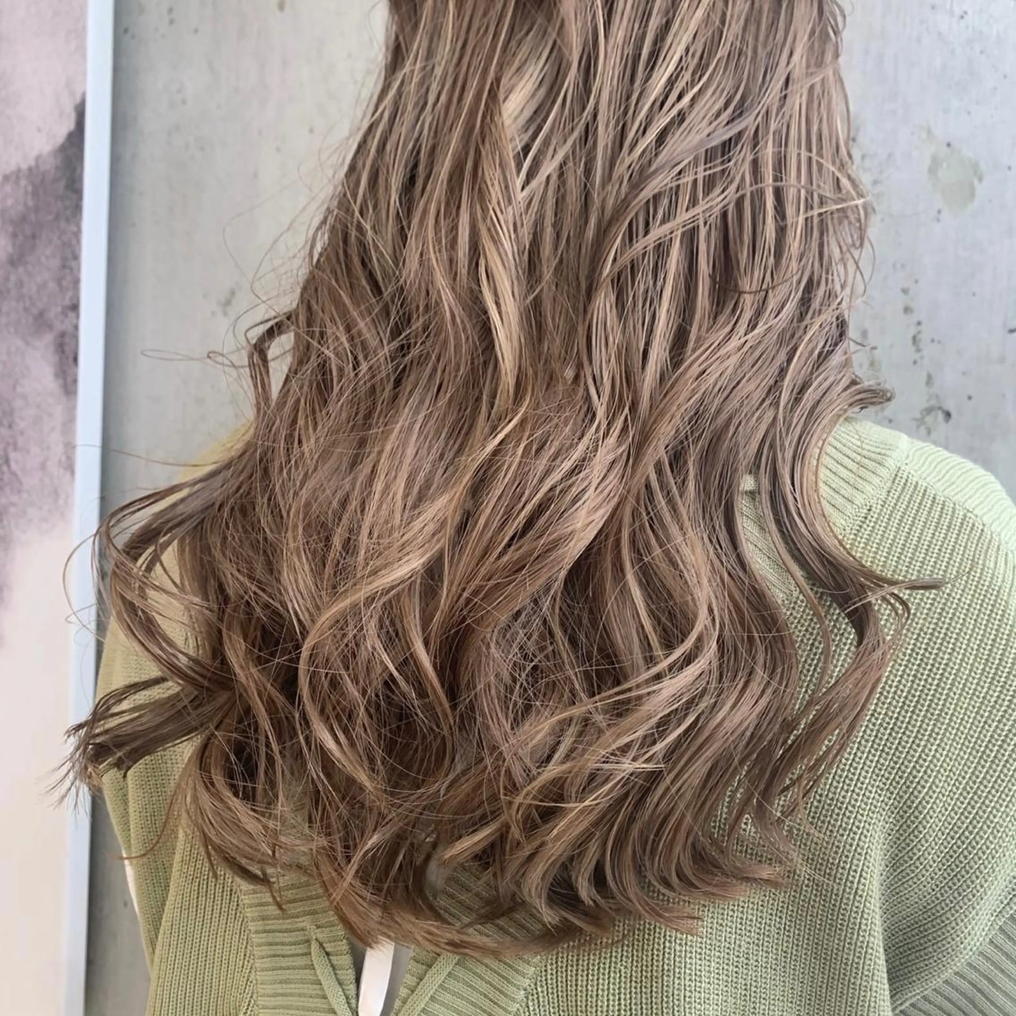 ロング カラー 透明感/ ハイライト/竹中涼のヘアスタイル