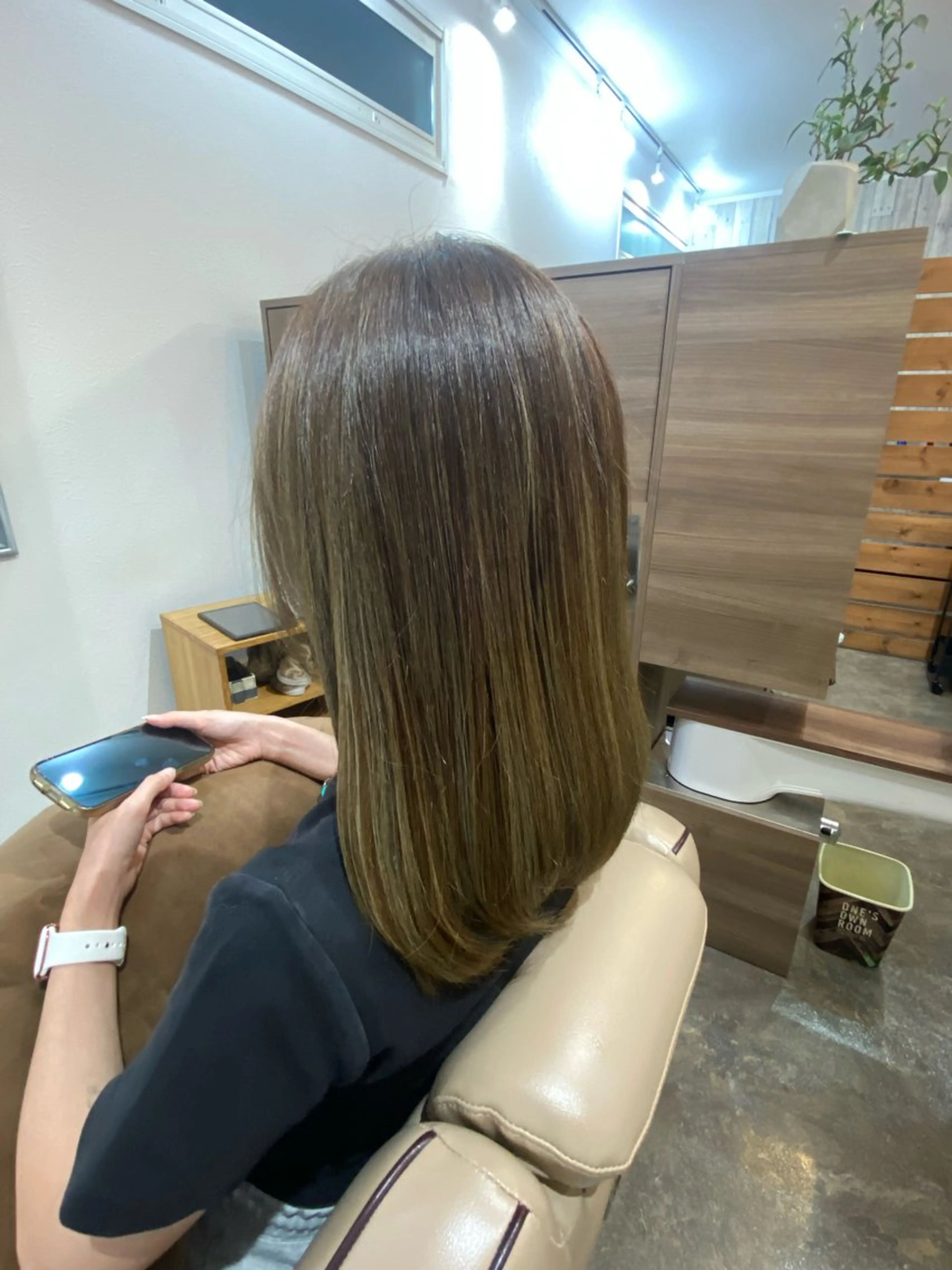 セミロング カラー ハイライトカラー ハイライト パーマモデル募集中 ななみのヘアスタイル