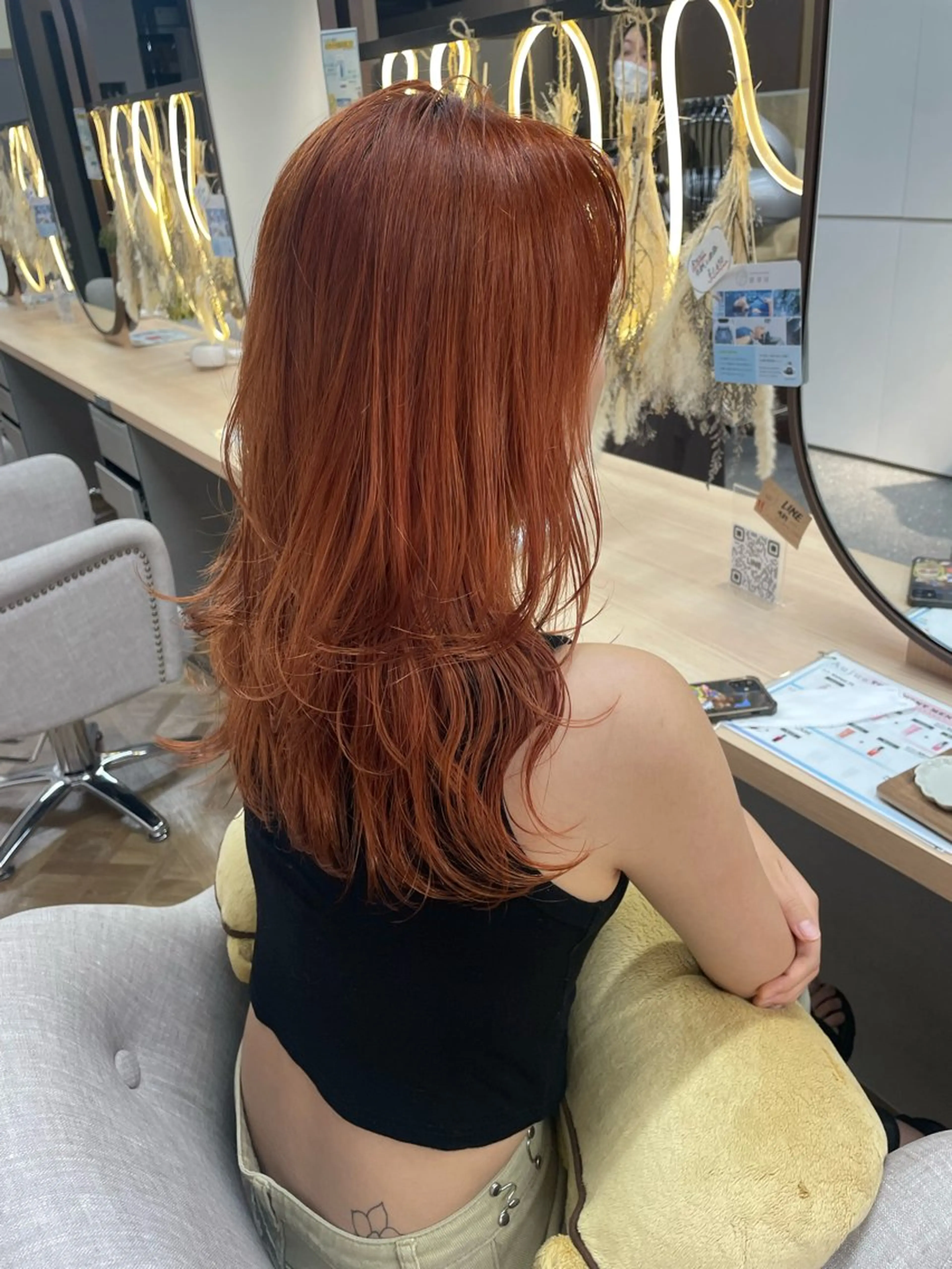 ロング カラー ヘアアレンジ ブリーチ レイヤーカット カット 青髪特化🩵 ダブルカラーのヘアスタイル