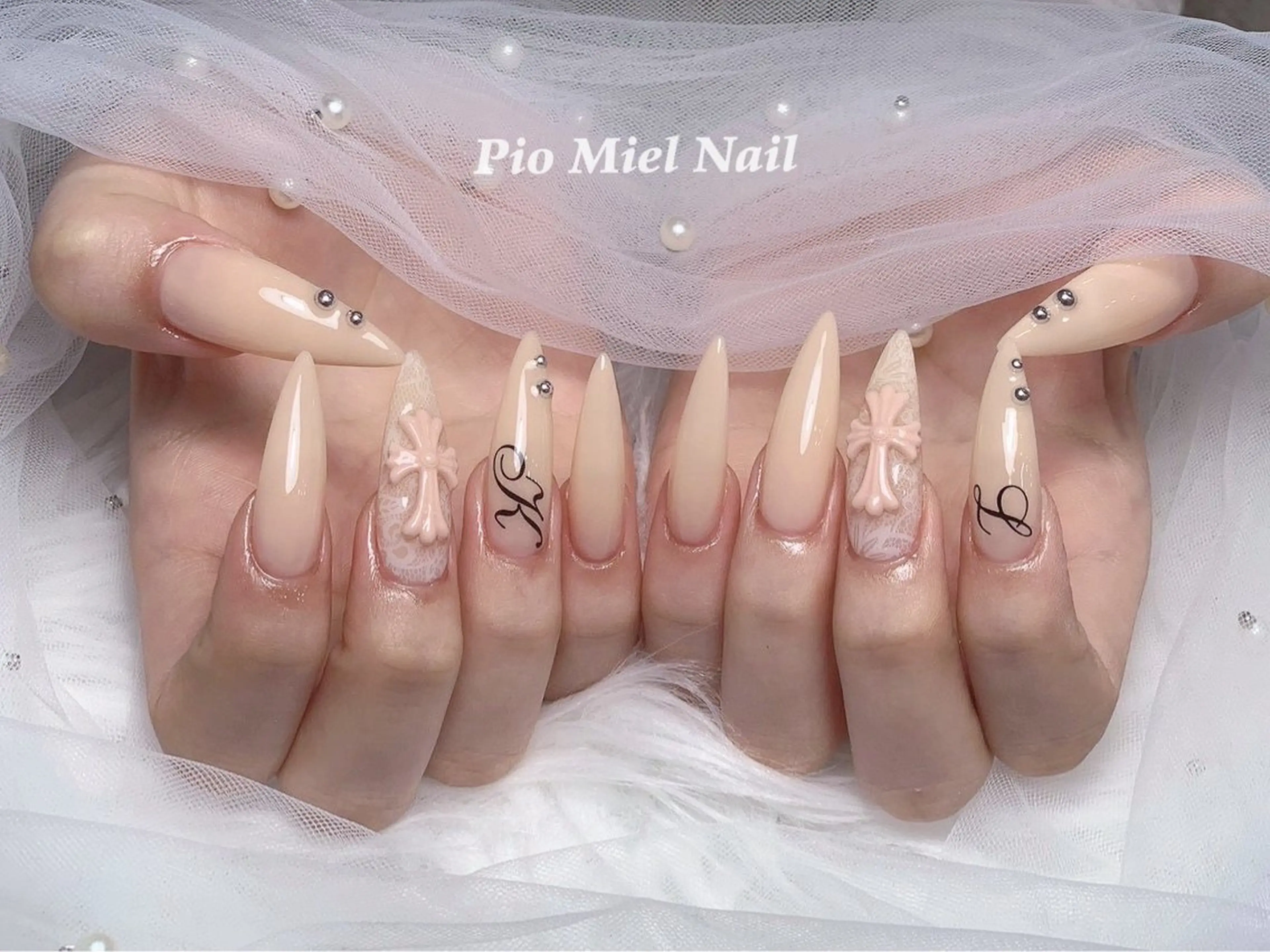 ネイル Pio Mielのネイルデザイン