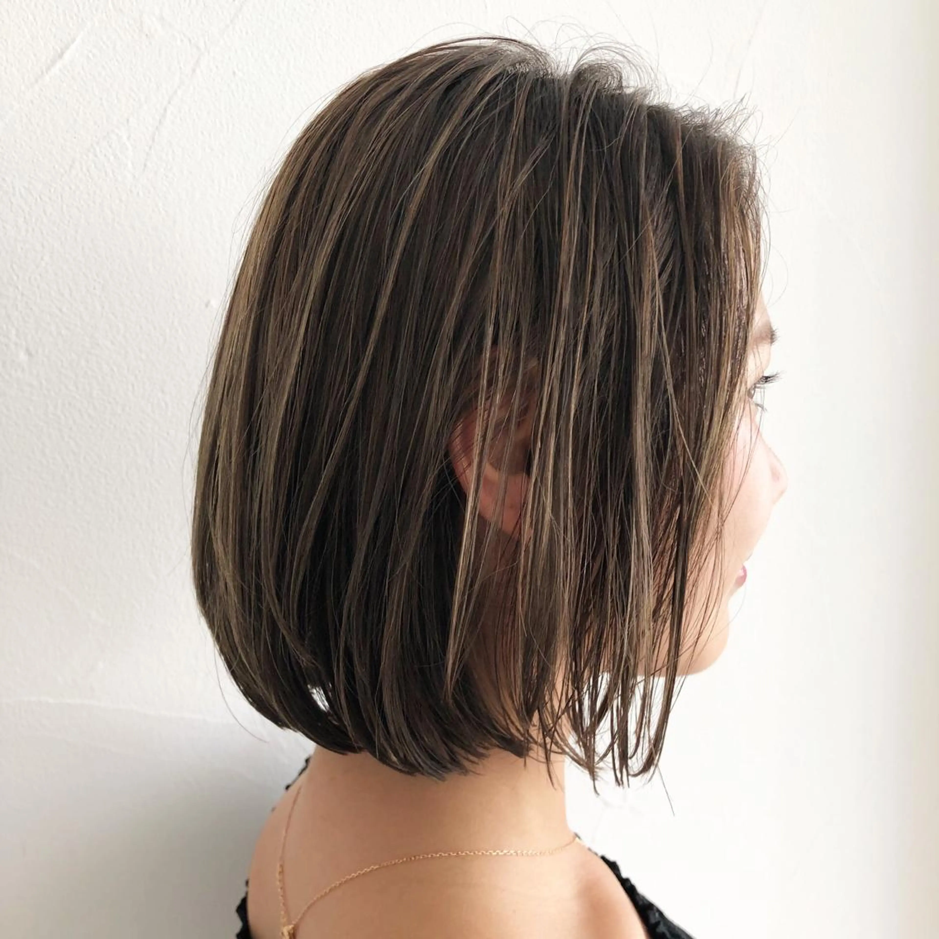 ショート カラー 三鷹で1番ショート ボブをカットする新谷のヘアスタイル