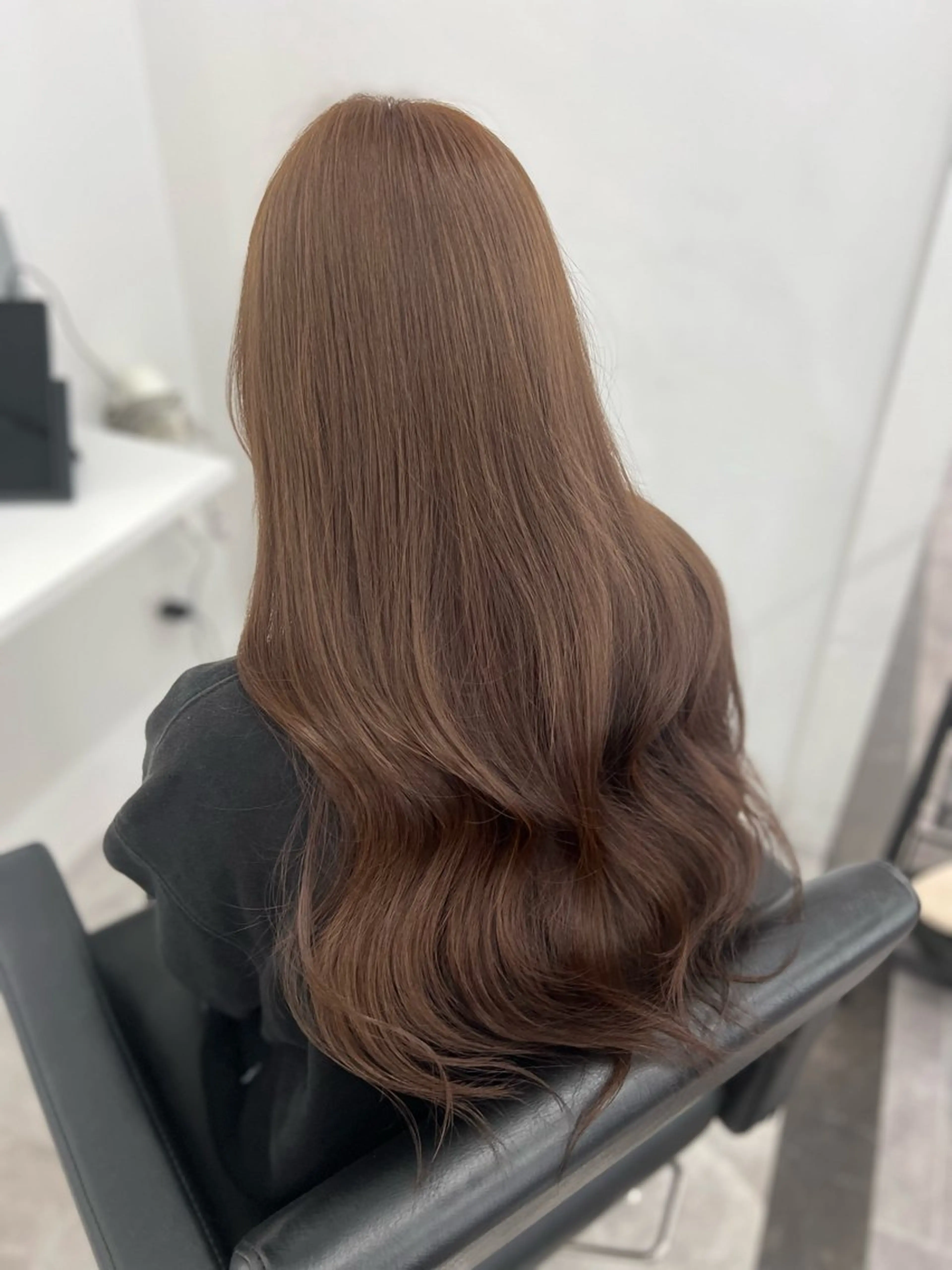 ロング カラー アッシュ ブリーチ ブラウンカラー 透明感カラー ダブルカラー あやの/透明感カラー /カットモデルのヘアスタイル