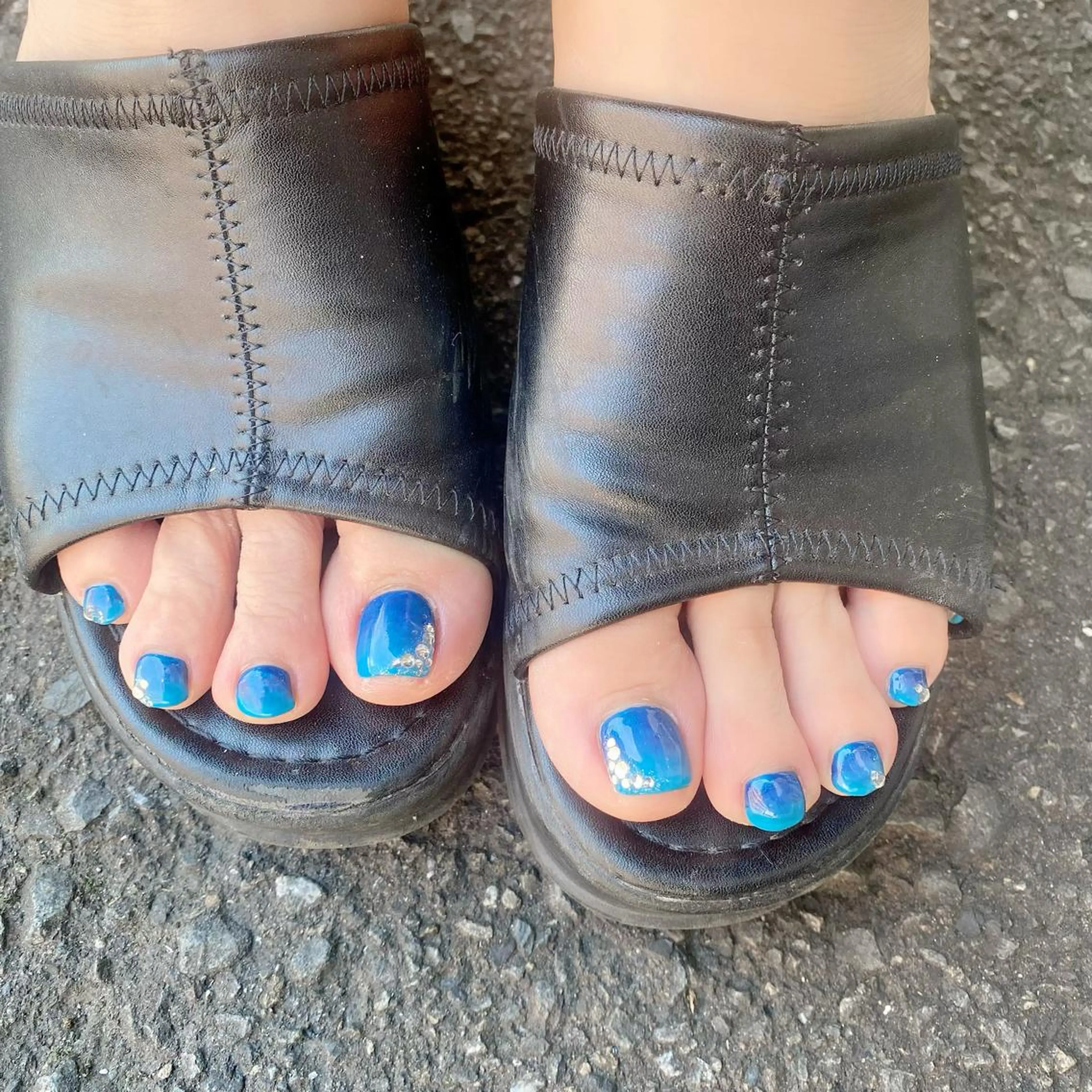 ショート カラー パーマ ヘアアレンジ メンズ キッズ ネイル マツエク・マツパ アイブロウ グラデーションカラー フットネイル グラデーション キラキラネイル 夏ネイル Salon Ｋのネイルデザイン