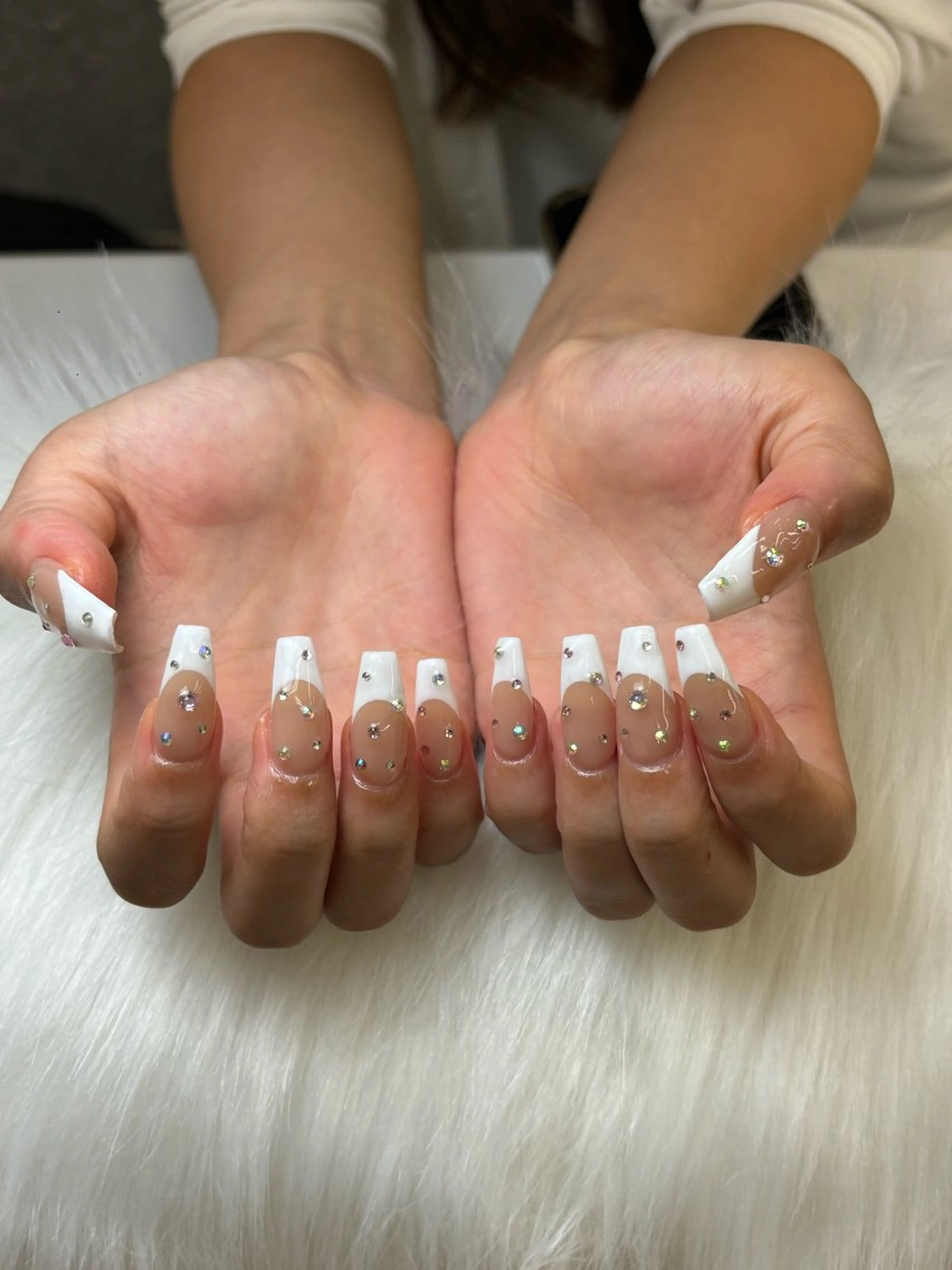 ネイル アートネイル グラデーション キラキラネイル ニュアンスネイル オフィスネイル Jenn Nail Salonのネイルデザイン