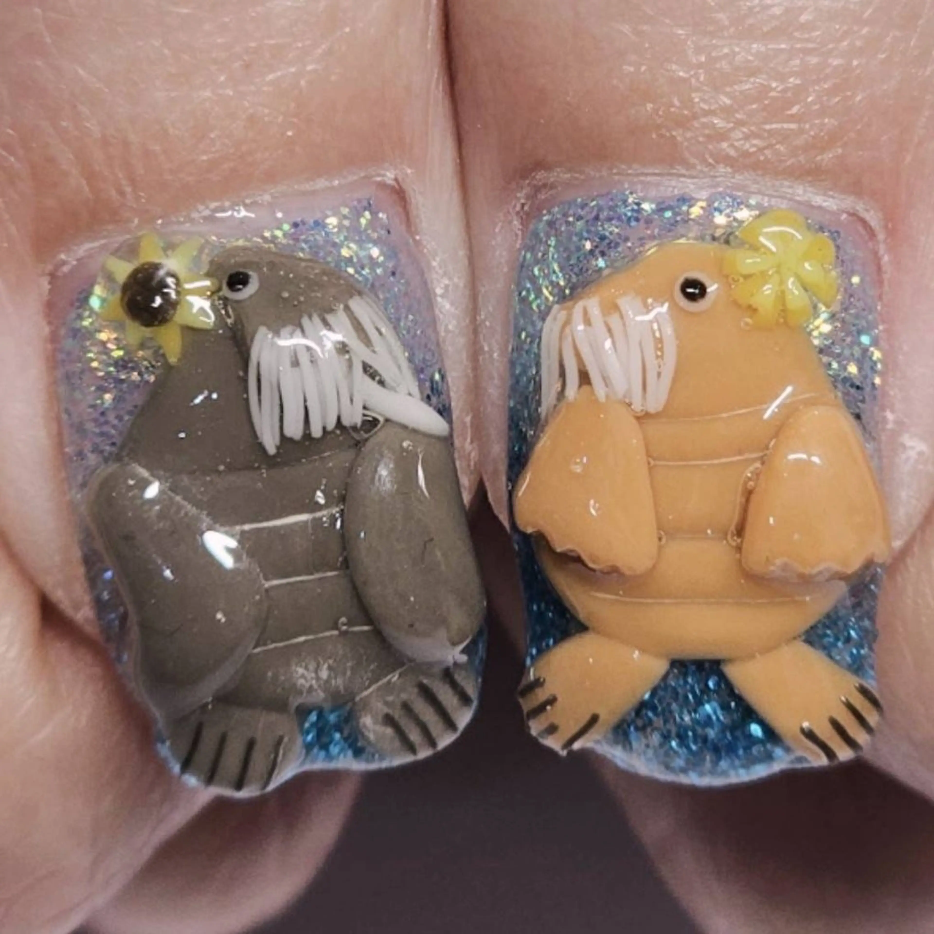 ネイル アートネイル ブルー グラデーション ラメ(グリッター) ハンドネイル よしだ ひろきのネイルデザイン