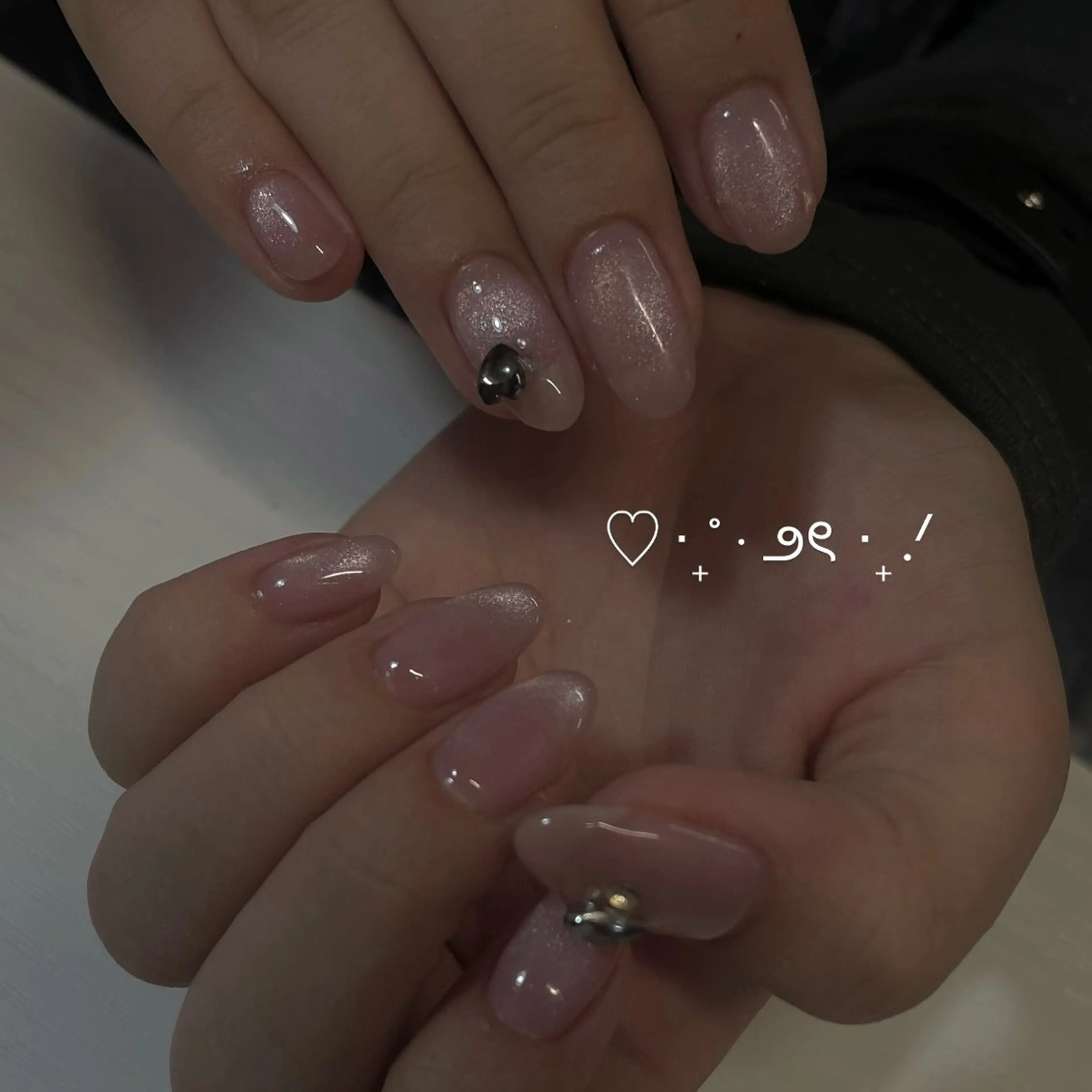 ネイル yuna@ mavie練習生☘️のネイルデザイン