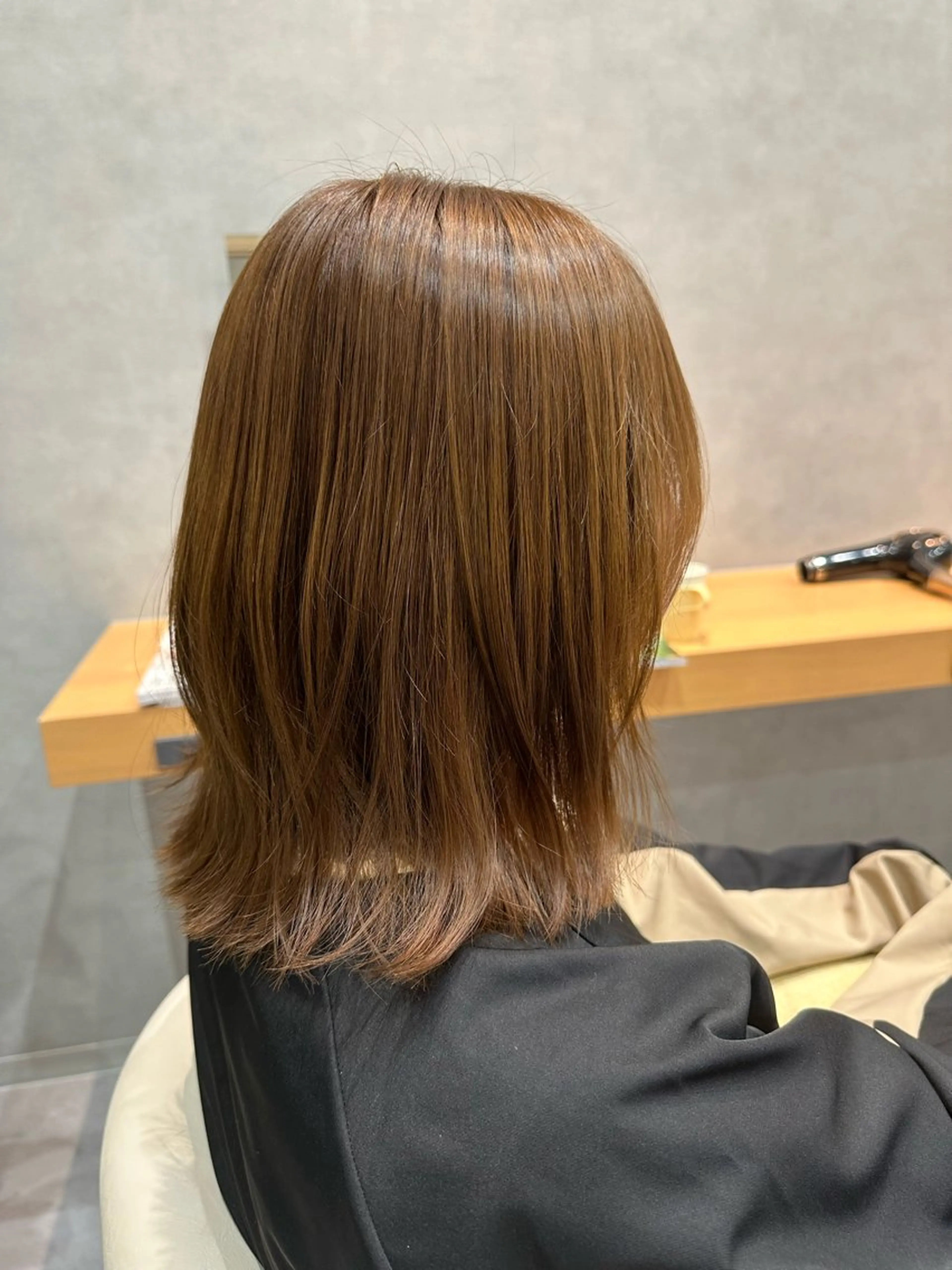 ミディアム 森 沙織のヘアスタイル