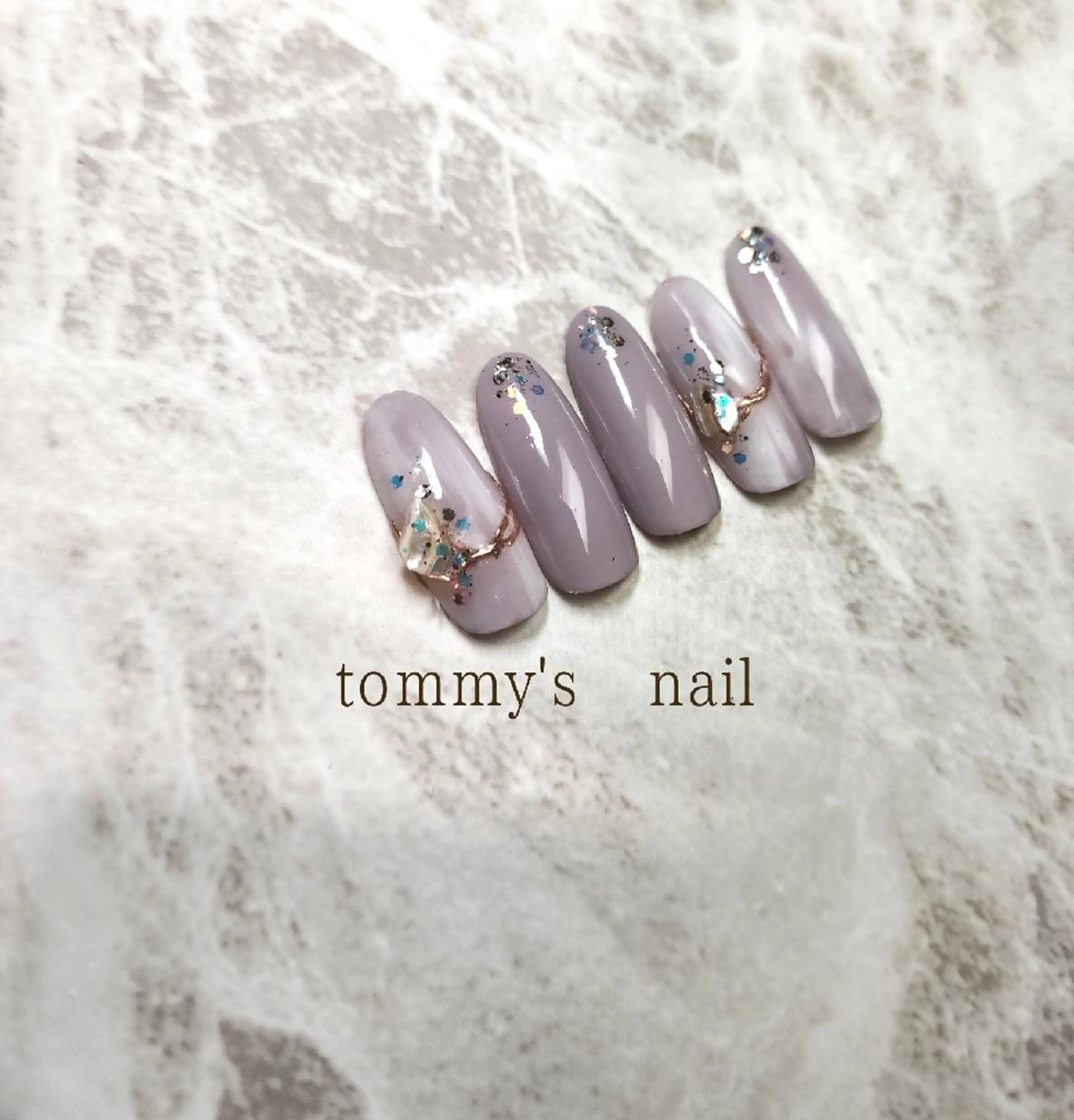 ネイル フットネイル ジェルネイル ミラーネイル ワンカラーネイル tommy's nail所属・福岡/若よもぎ蒸し 全身美容が叶うサロンのネイルデザイン