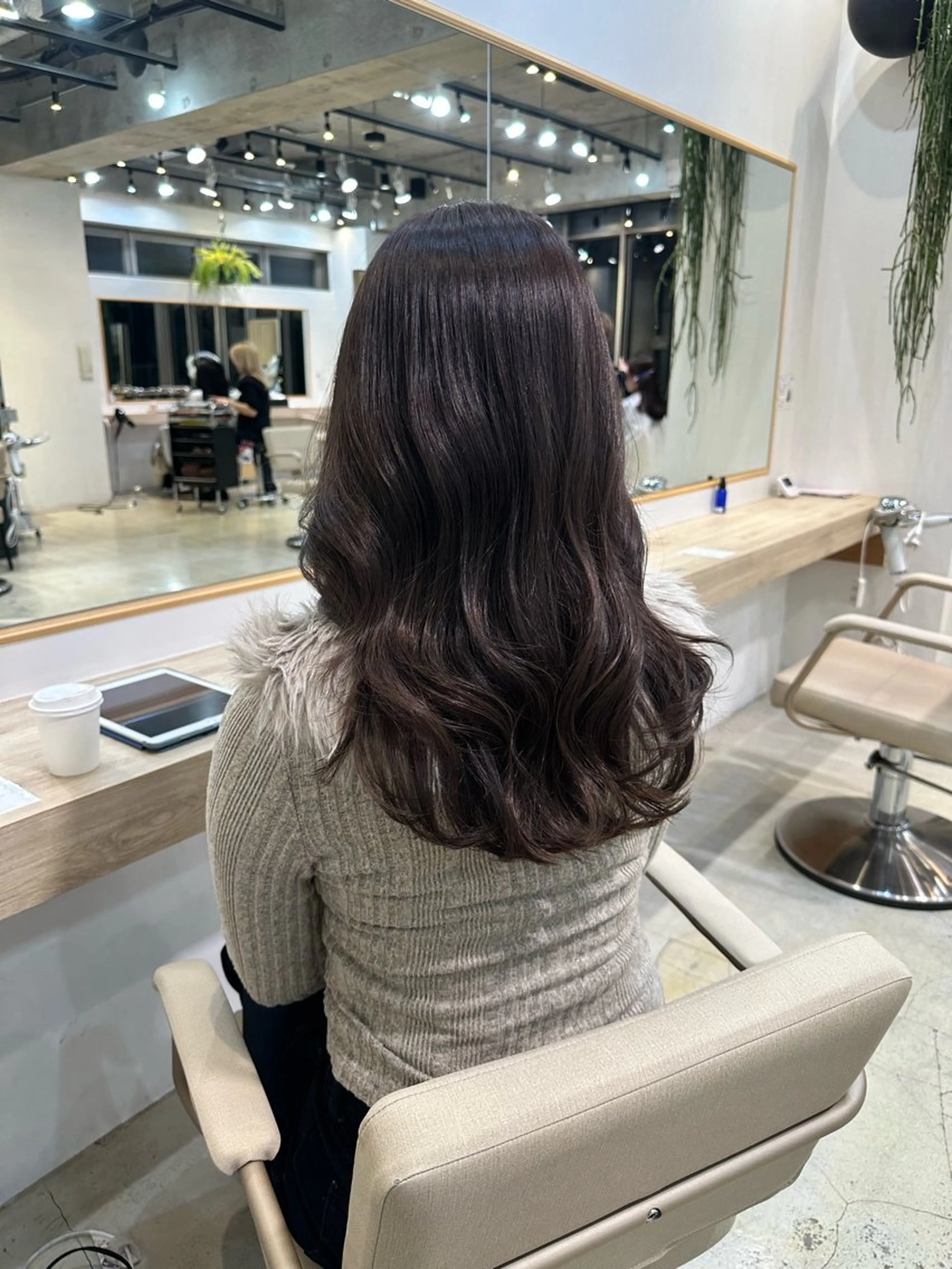 カラー ヘアカラー トリートメント 𝐑𝐮𝐧𝐚 🩵のヘアスタイル