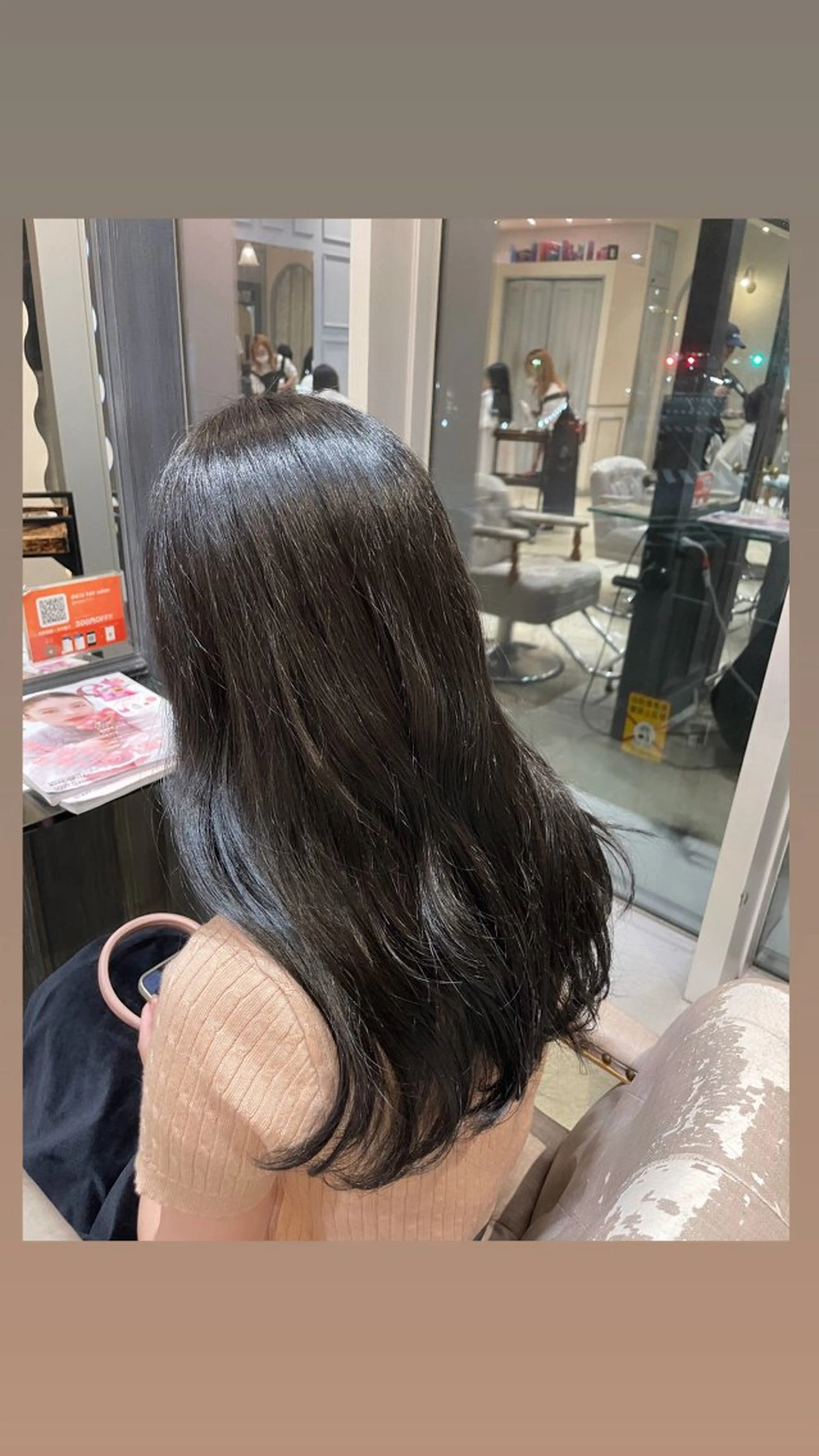 ロング カラー 立川・くびれミディ 旬なデザインカラーのヘアスタイル