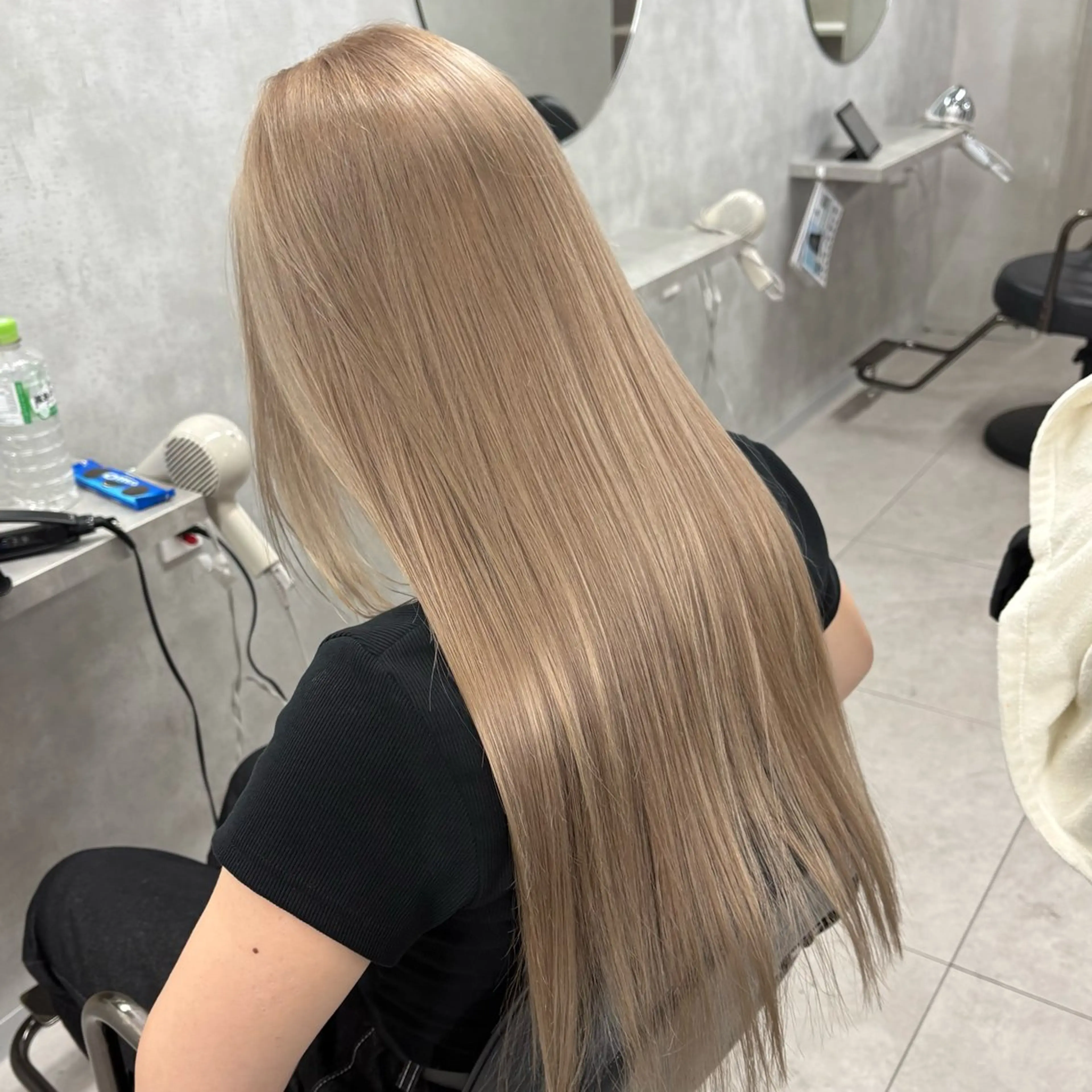 ロング カラー ブリーチ ケアブリーチ イルミナカラー ロング 🦄Rena 🦄のヘアスタイル